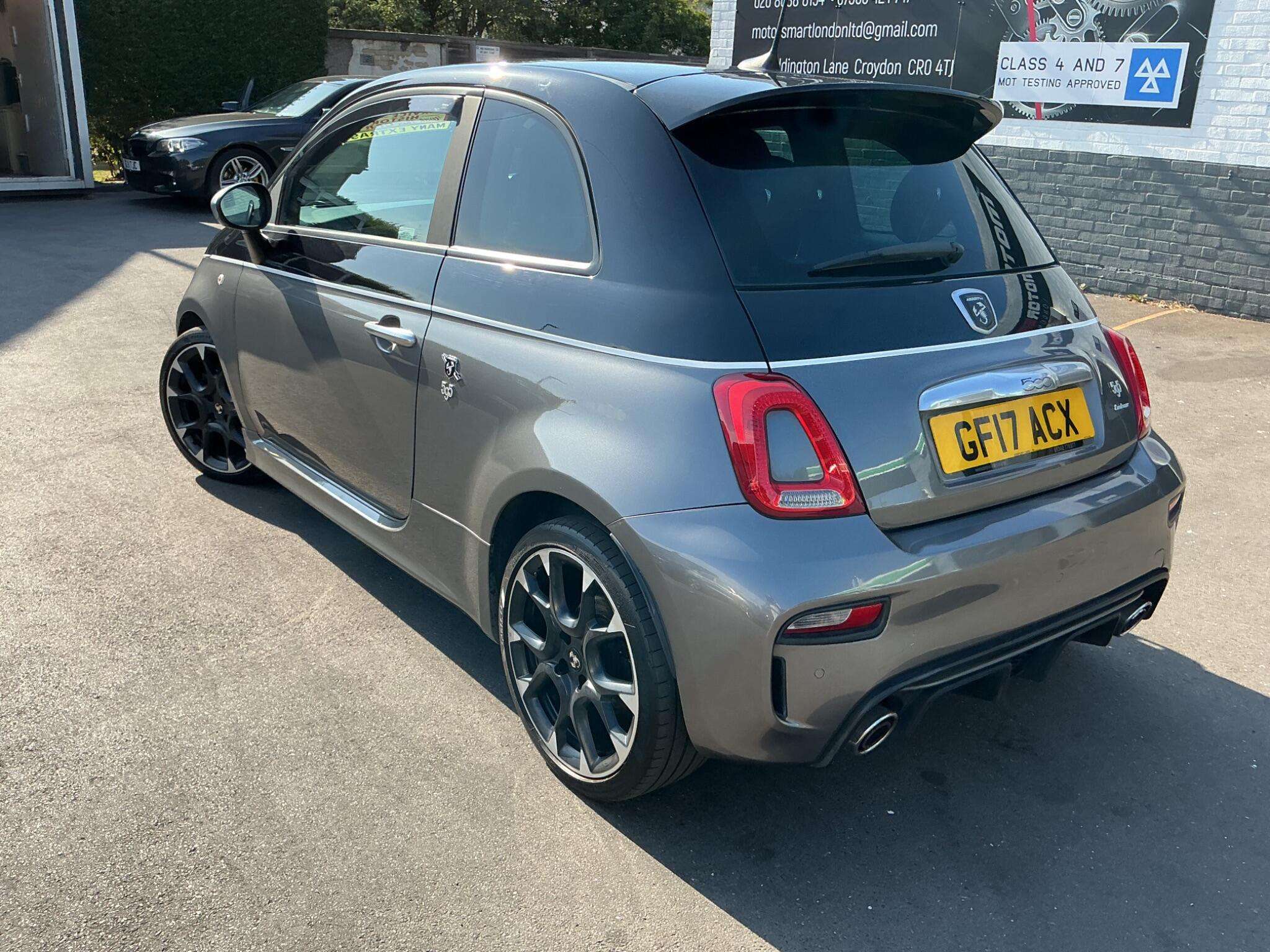 2017 ABARTH 595 2017 ABARTH 595
