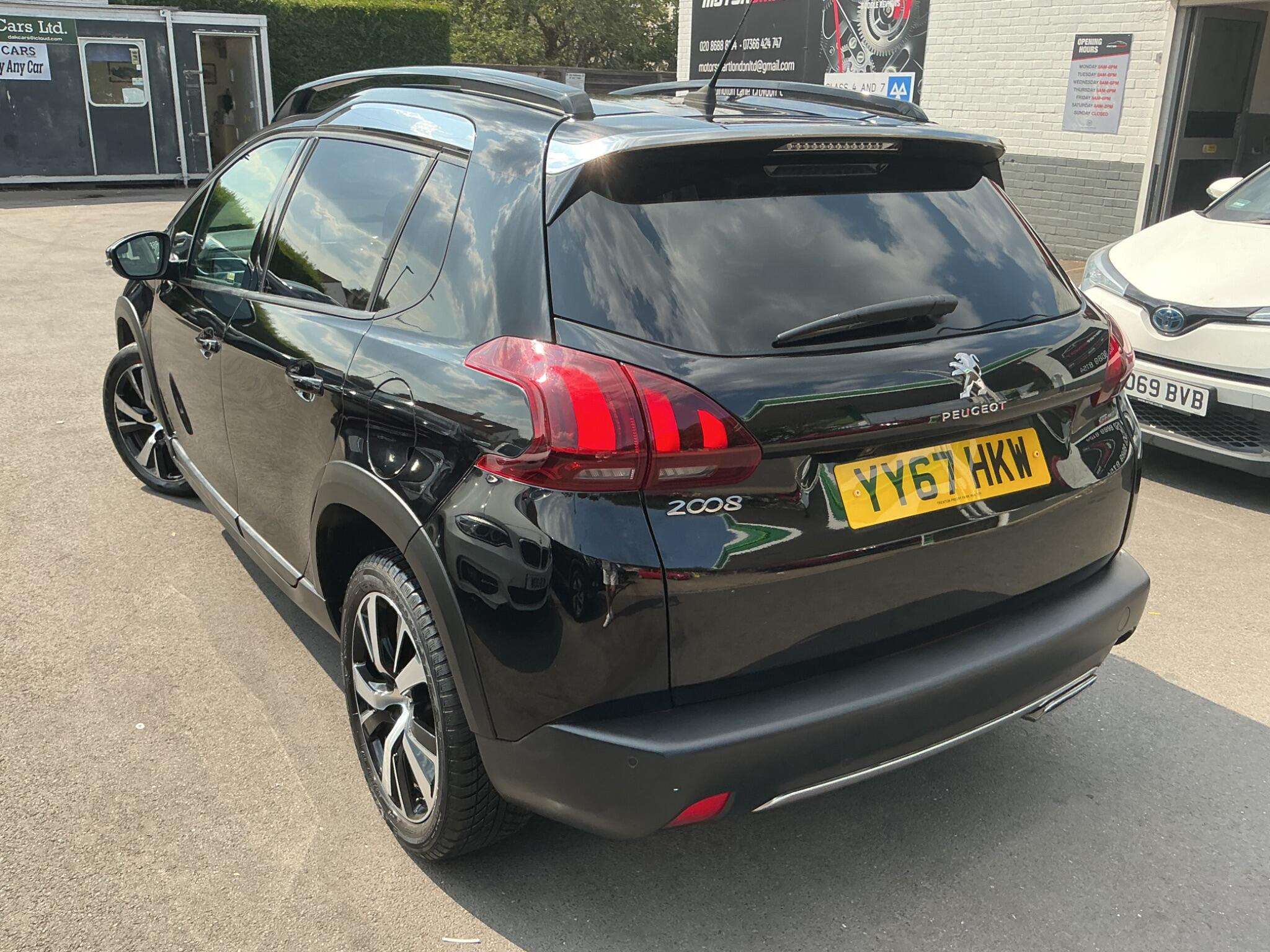 2018 PEUGEOT 2008 2018 PEUGEOT 2008