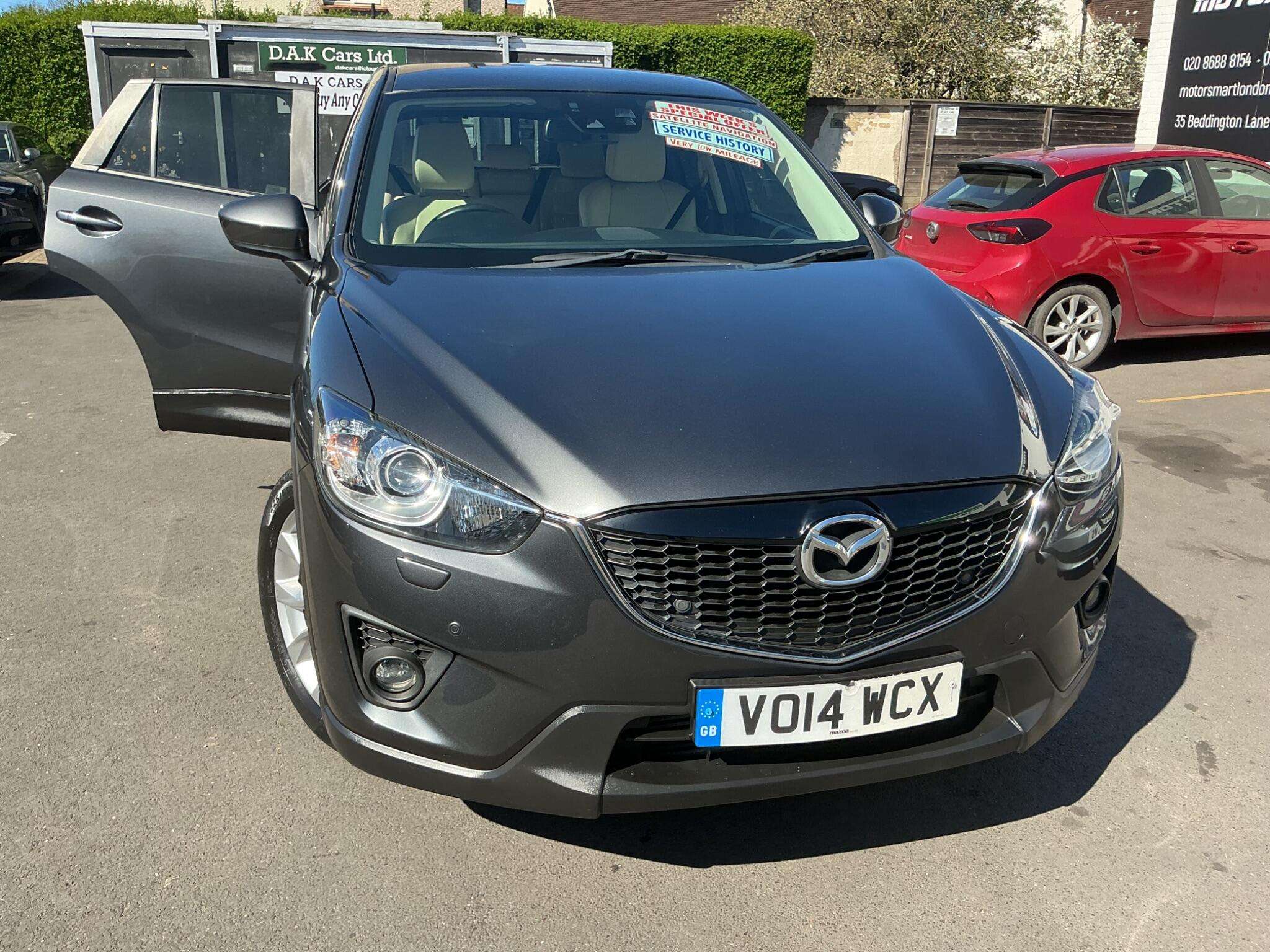 A 2014 MAZDA CX-5 2.2 SKYACTIV-D Sport 4WD Euro 6 (s/s) 5dr A 2014 MAZDA CX-5 2.2 SKYACTIV-D Sport 4WD Euro 6 (s/s) 5dr