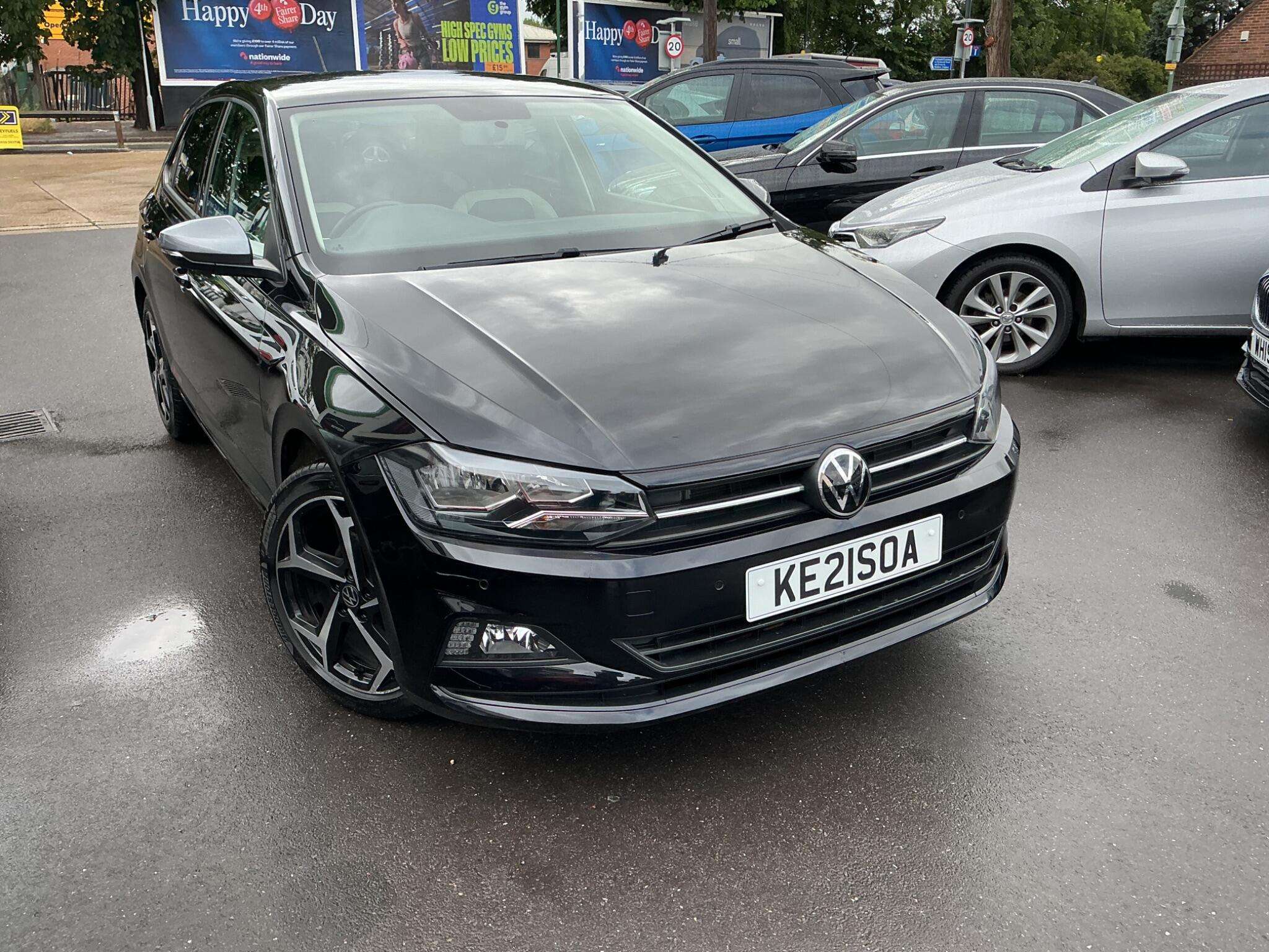 A 2021 VOLKSWAGEN POLO 1.0 TSI beats DSG Euro 6 (s/s) 5dr A 2021 VOLKSWAGEN POLO 1.0 TSI beats DSG Euro 6 (s/s) 5dr