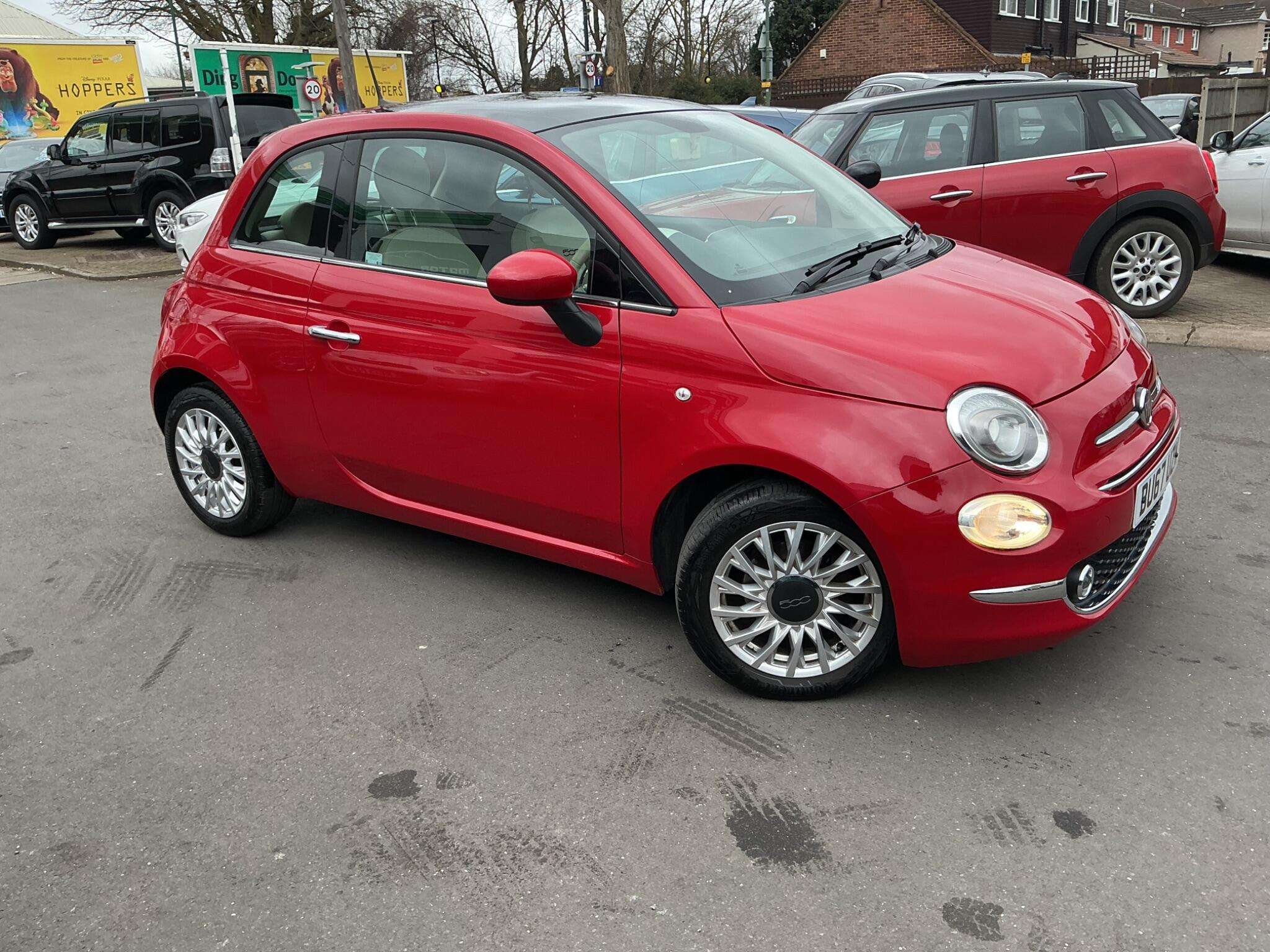 A 2017 FIAT 500 1.2 Lounge Euro 6 (s/s) 3dr A 2017 FIAT 500 1.2 Lounge Euro 6 (s/s) 3dr