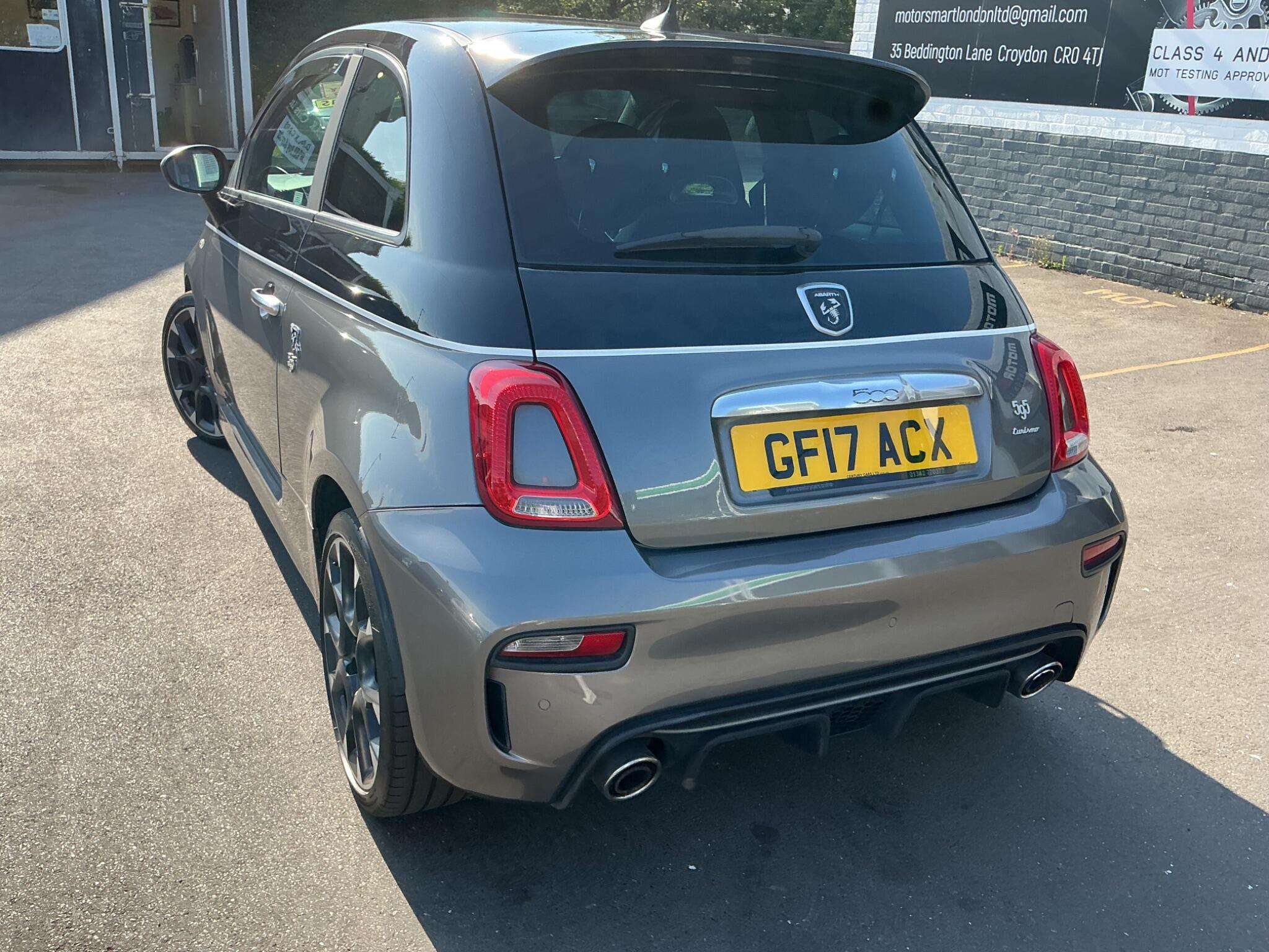 2017 ABARTH 595 2017 ABARTH 595
