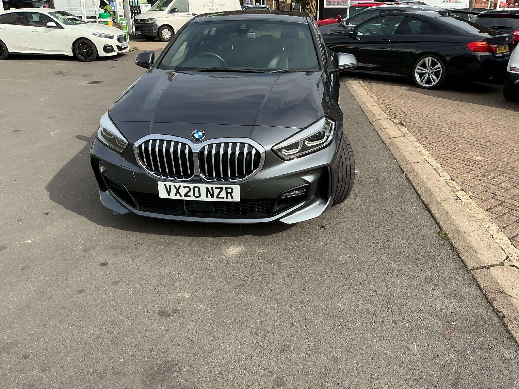 A 2020 BMW 1 SERIES 1.5 118i M Sport DCT Euro 6 (s/s) 5dr A 2020 BMW 1 SERIES 1.5 118i M Sport DCT Euro 6 (s/s) 5dr