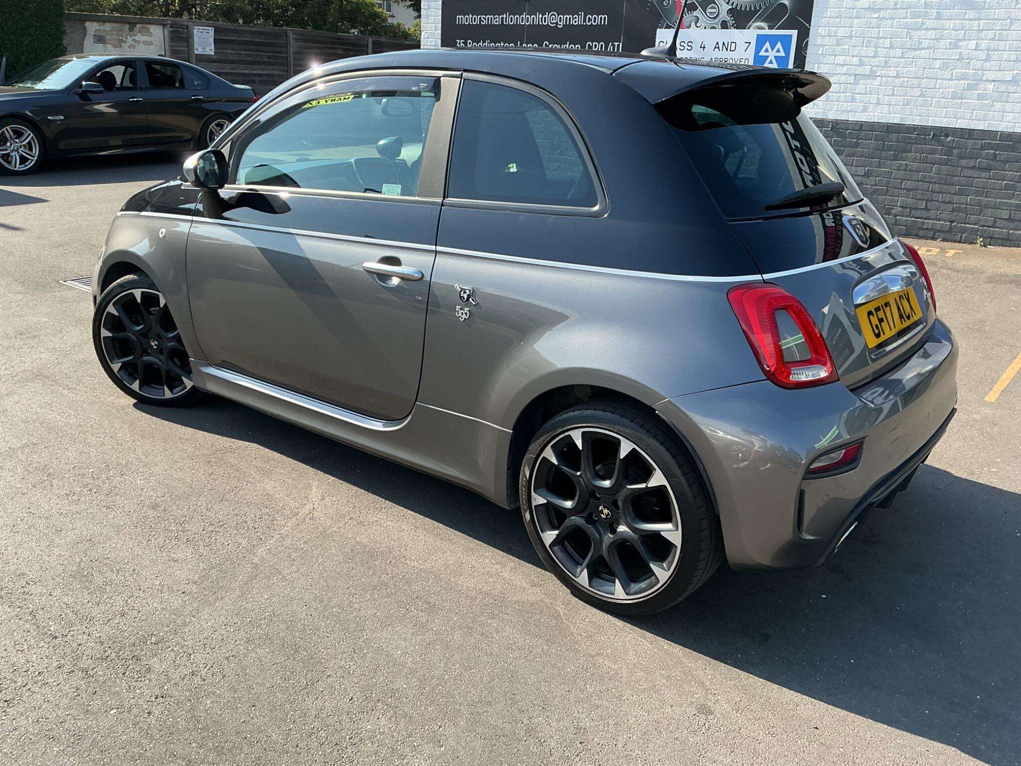 2017 ABARTH 595 2017 ABARTH 595