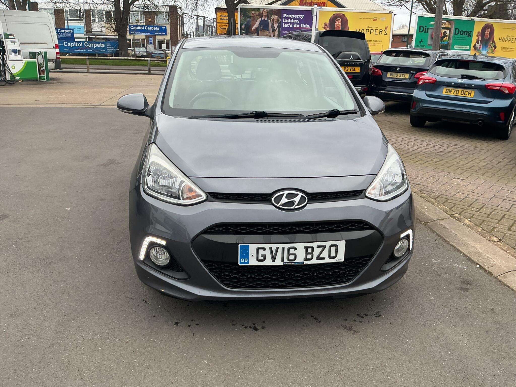 A 2016 HYUNDAI I10 PREMIUM A 2016 HYUNDAI I10 PREMIUM
