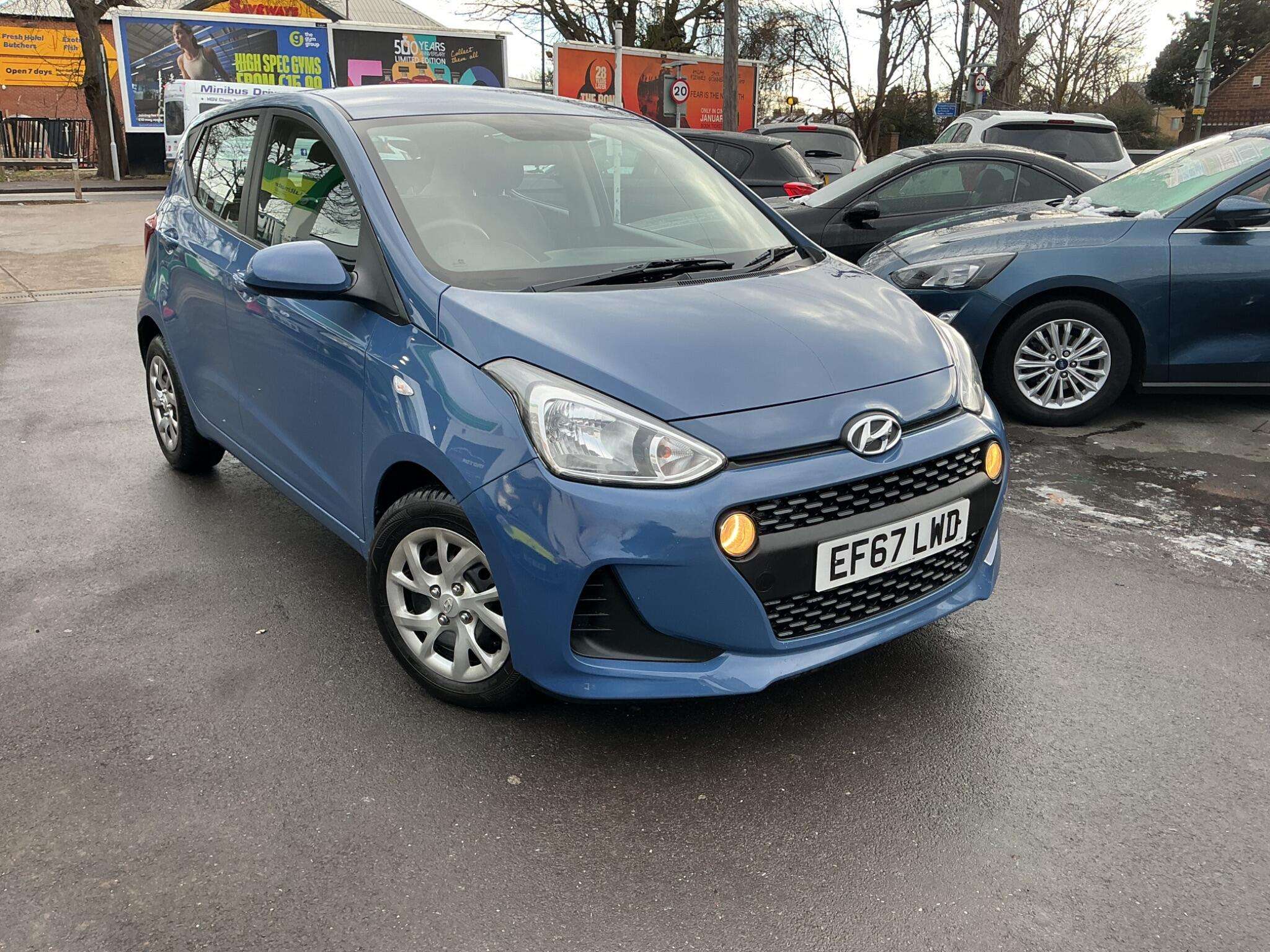 A 2017 HYUNDAI I10 1.0 SE Euro 6 5dr A 2017 HYUNDAI I10 1.0 SE Euro 6 5dr