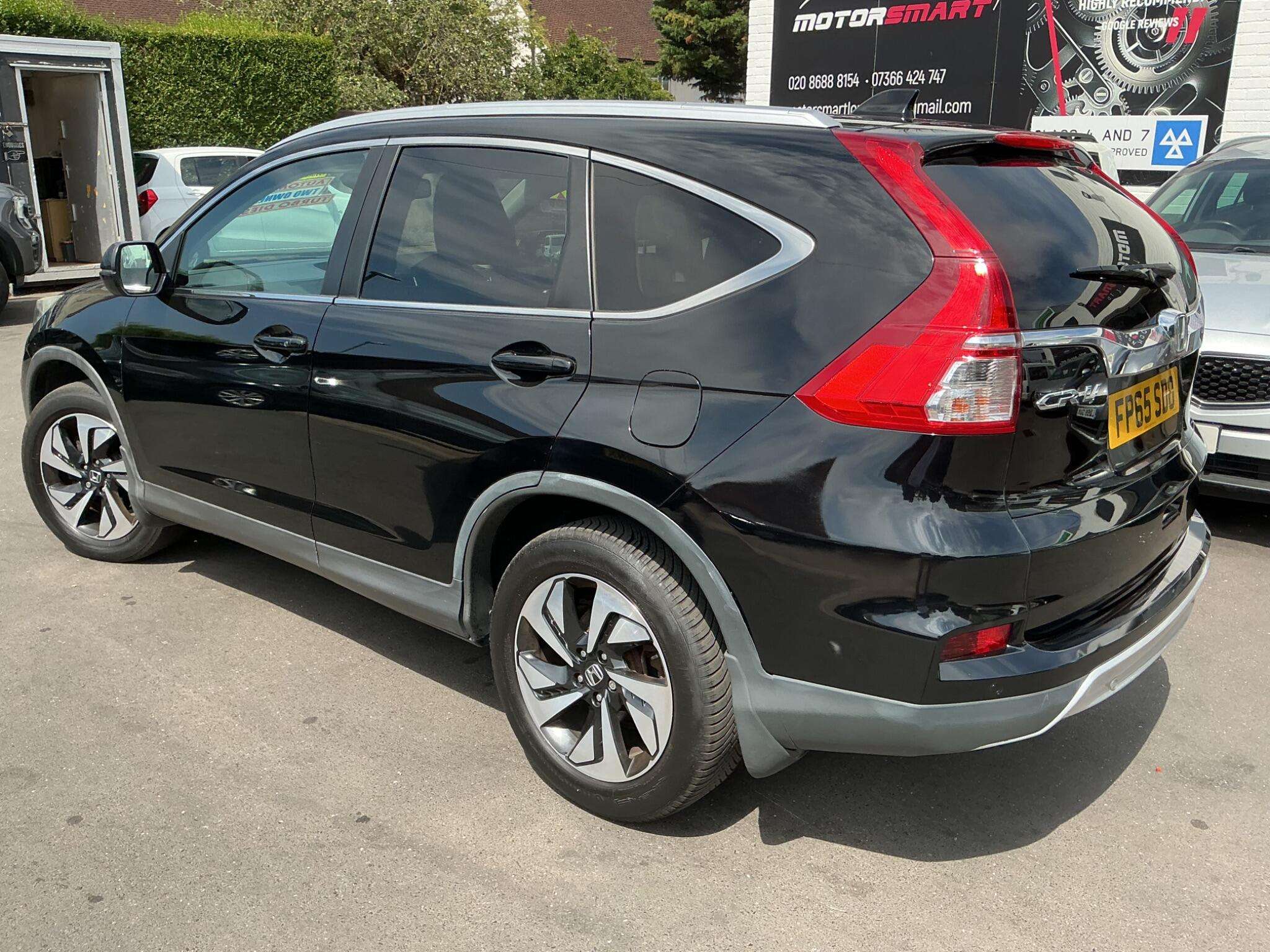 A 2015 HONDA CR-V 1.6 i-DTEC EX Auto 4WD Euro 6 5dr A 2015 HONDA CR-V 1.6 i-DTEC EX Auto 4WD Euro 6 5dr