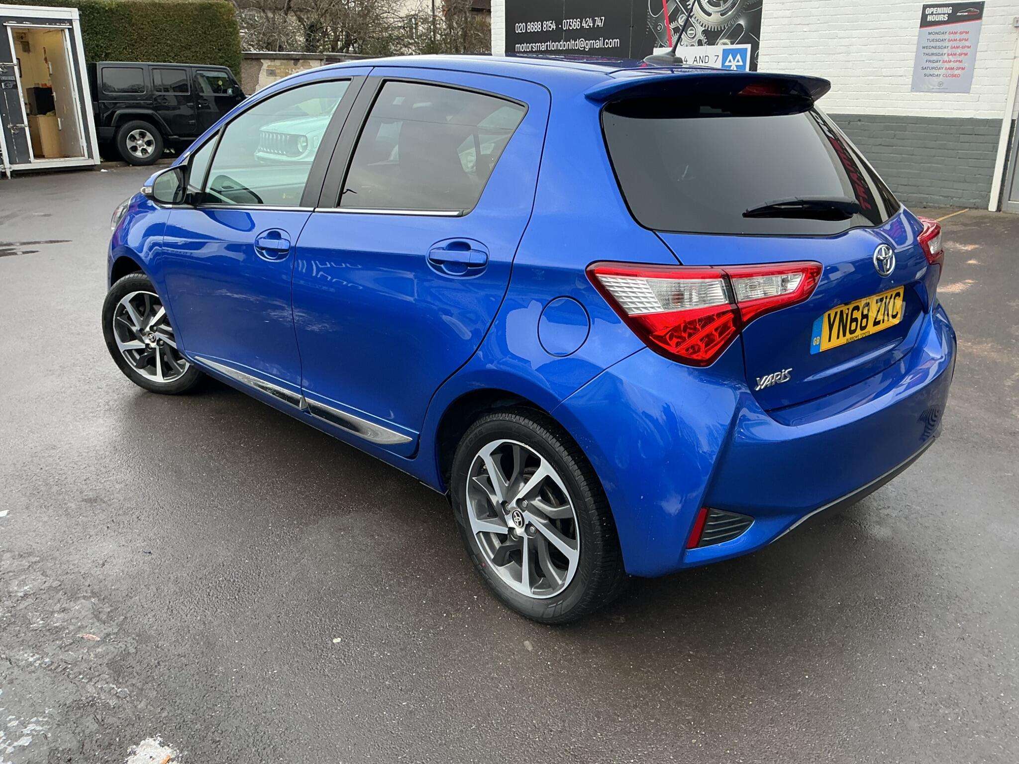 2018 TOYOTA YARIS 2018 TOYOTA YARIS