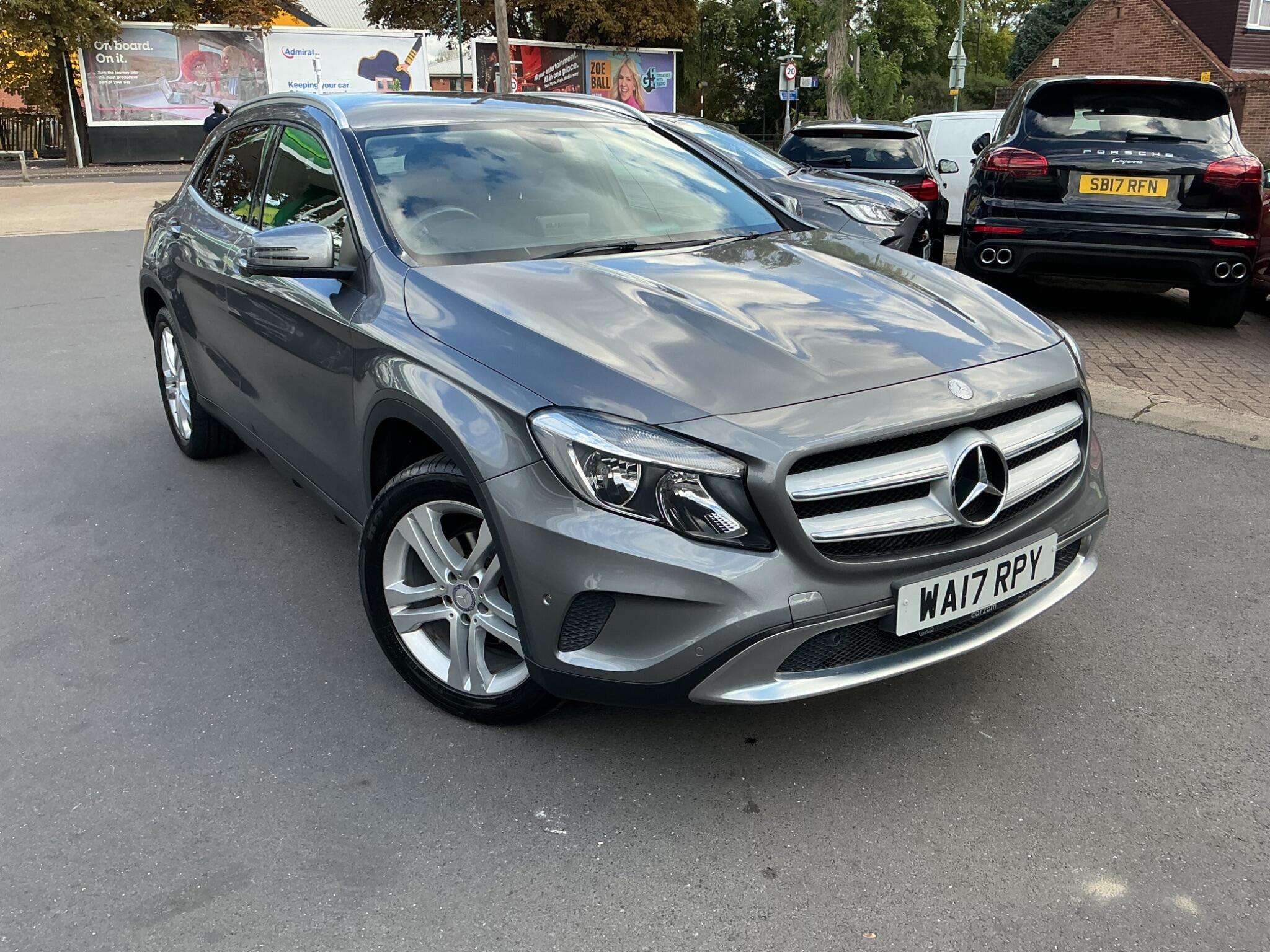 A 2017 MERCEDES-BENZ GLA 2.1 GLA200d Sport (Executive) 7G-DCT 4MATIC Euro 6 (s/s) 5dr A 2017 MERCEDES-BENZ GLA 2.1 GLA200d Sport (Executive) 7G-DCT 4MATIC Euro 6 (s/s) 5dr