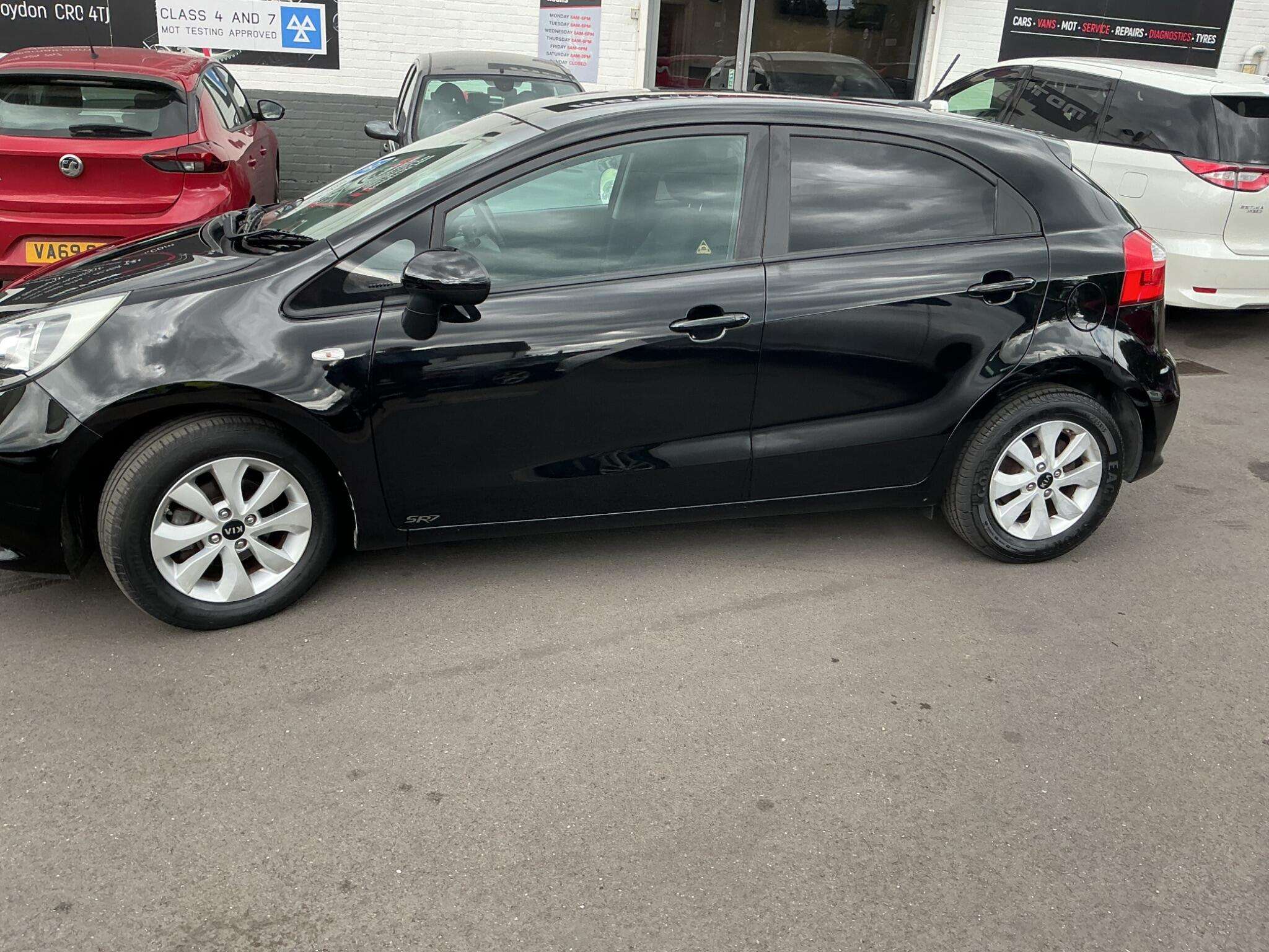2016 KIA RIO 2016 KIA RIO
