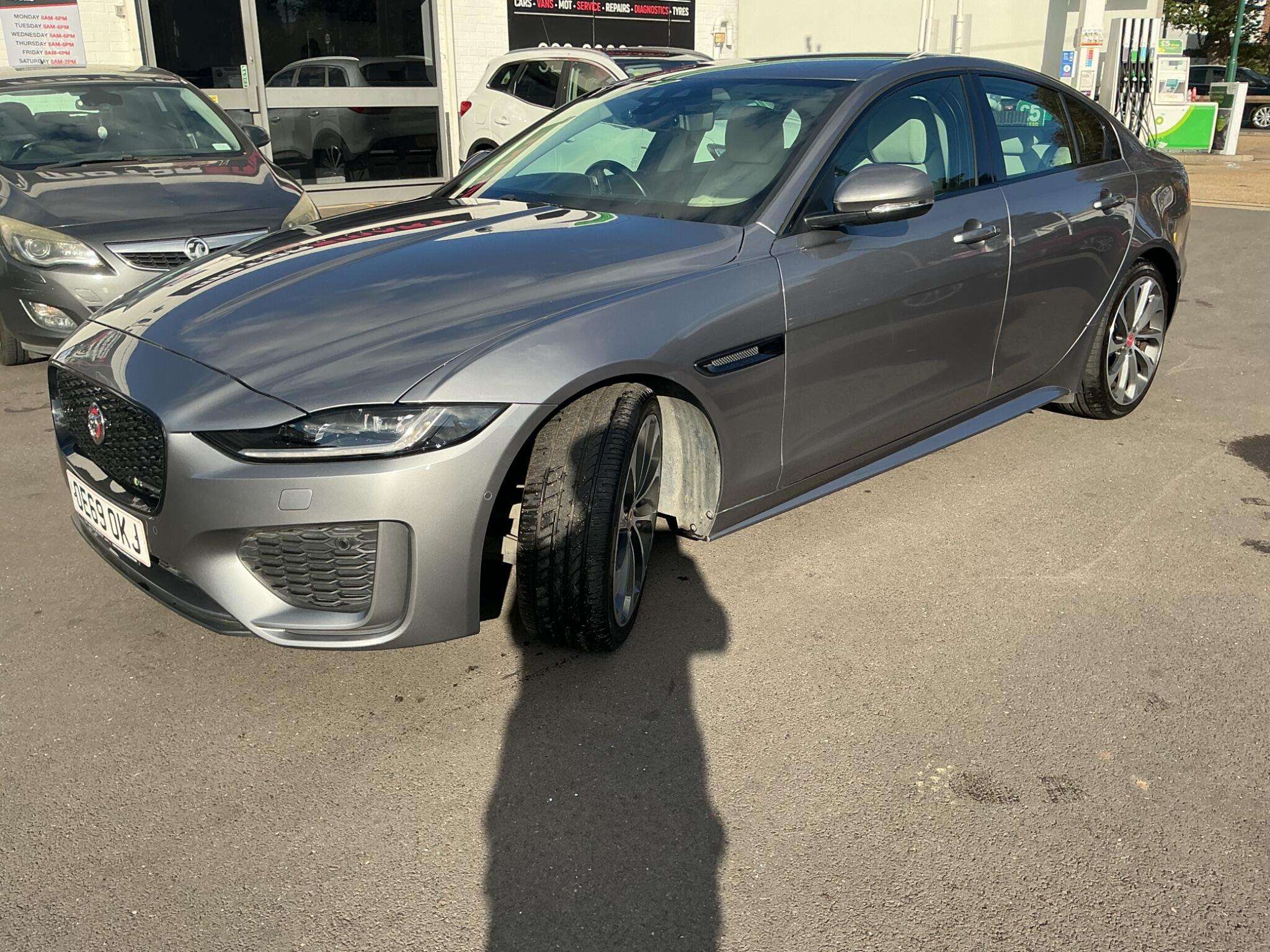 2019 JAGUAR XE 2019 JAGUAR XE