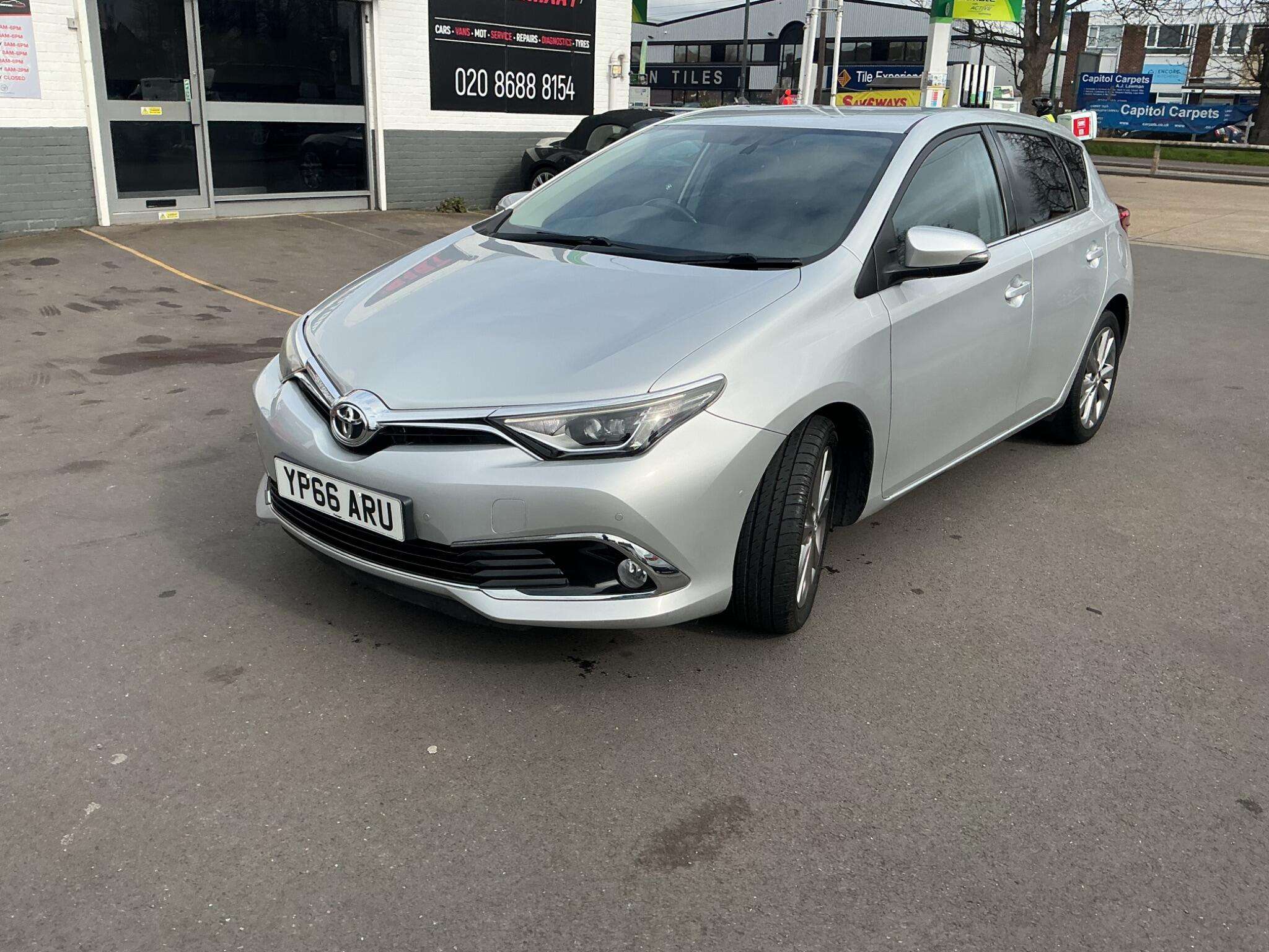 2016 TOYOTA AURIS 2016 TOYOTA AURIS