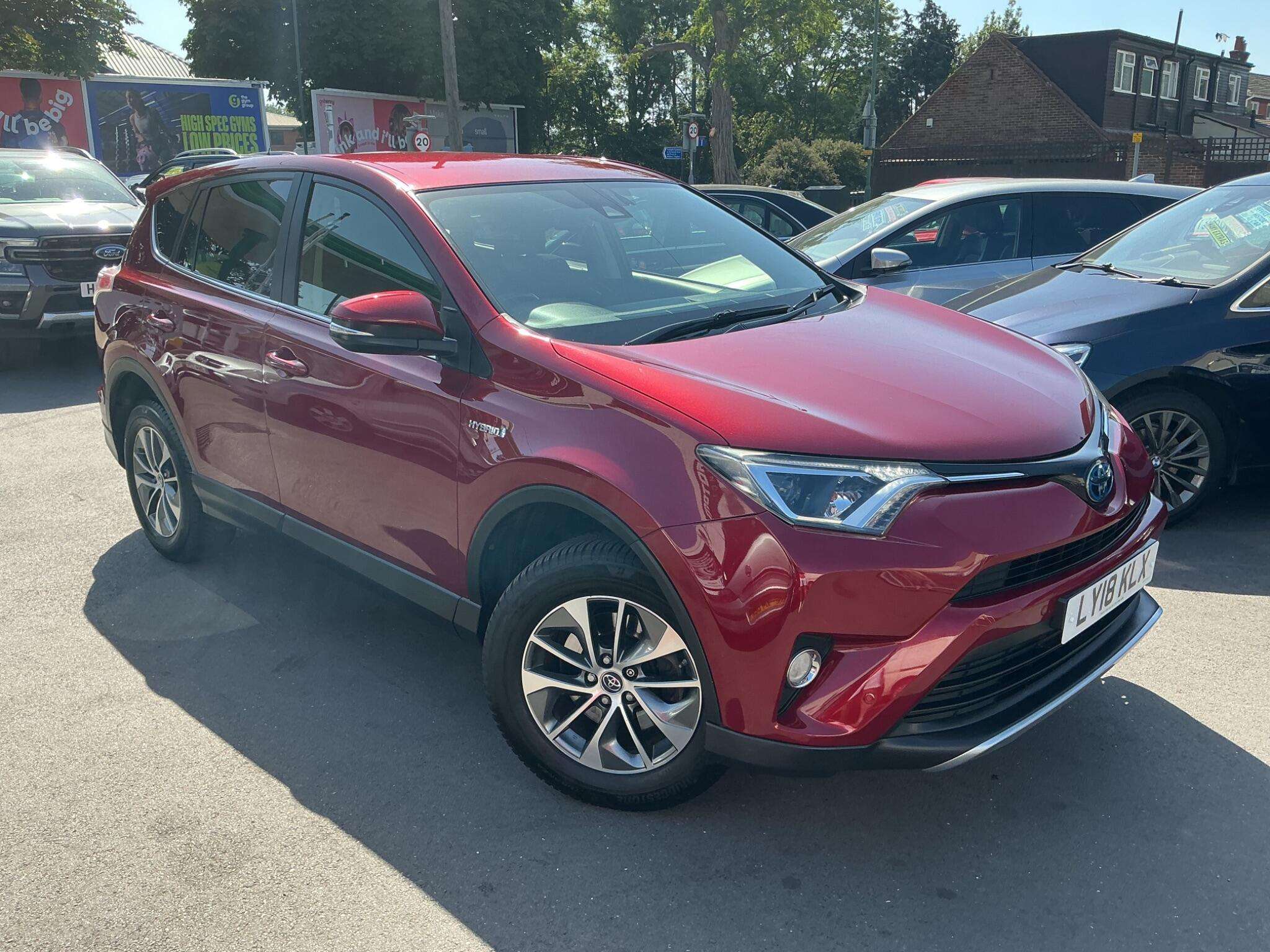 A 2018 TOYOTA RAV4 2.5 VVT-h Icon CVT Euro 6 (s/s) 5dr A 2018 TOYOTA RAV4 2.5 VVT-h Icon CVT Euro 6 (s/s) 5dr