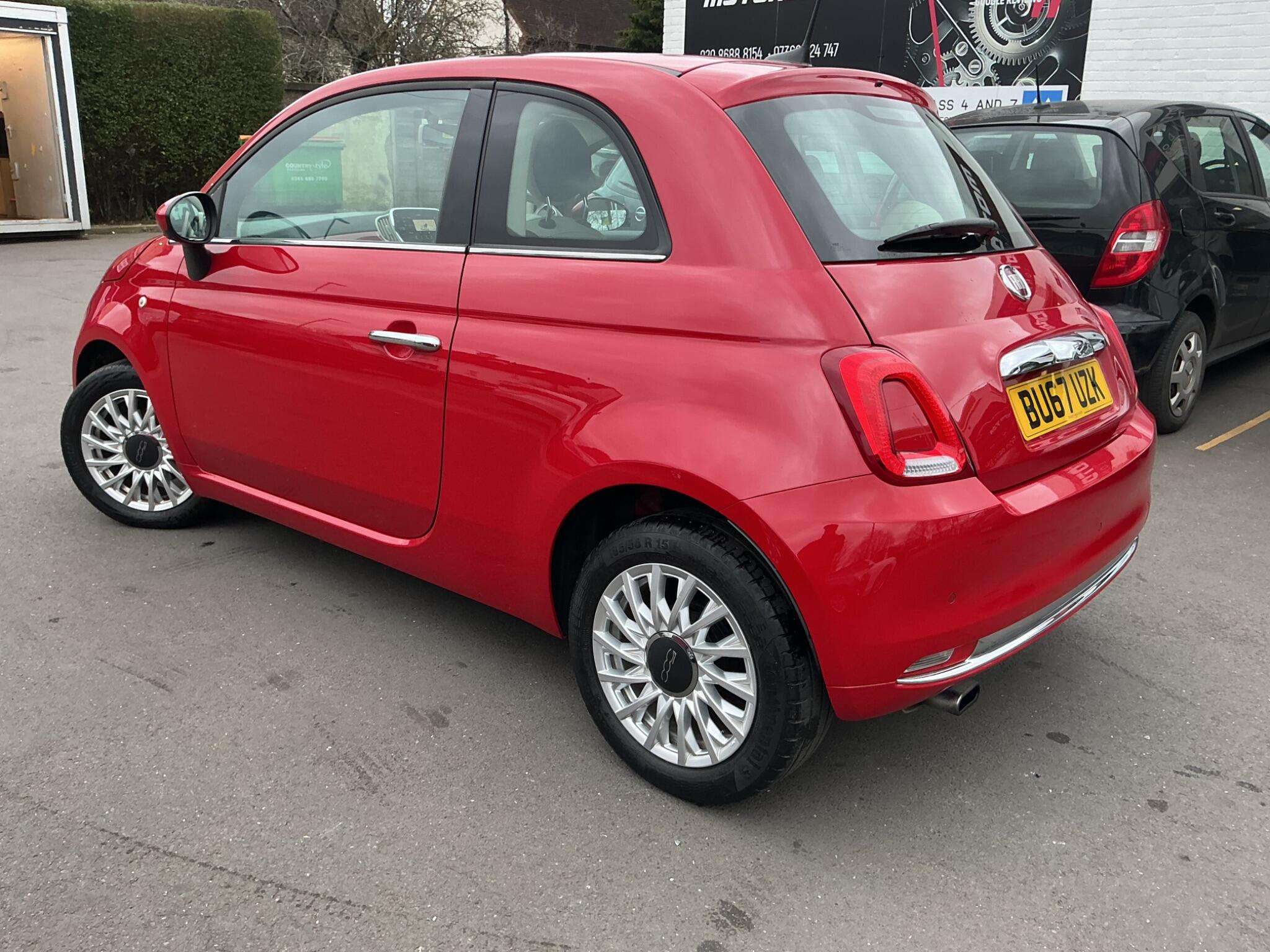 2017 FIAT 500 2017 FIAT 500