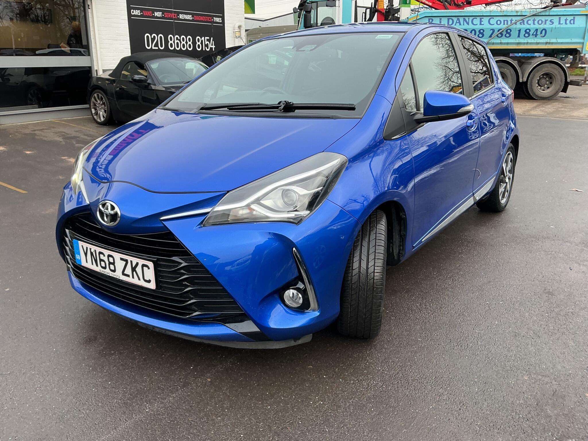 2018 TOYOTA YARIS 2018 TOYOTA YARIS