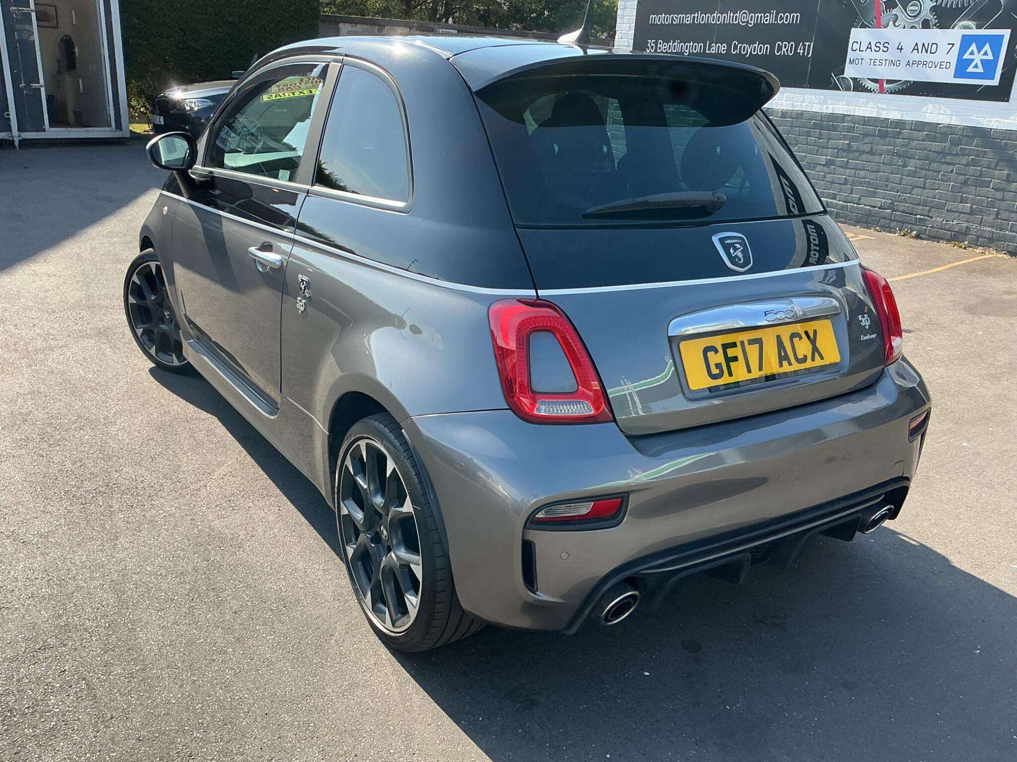 2017 ABARTH 595 2017 ABARTH 595