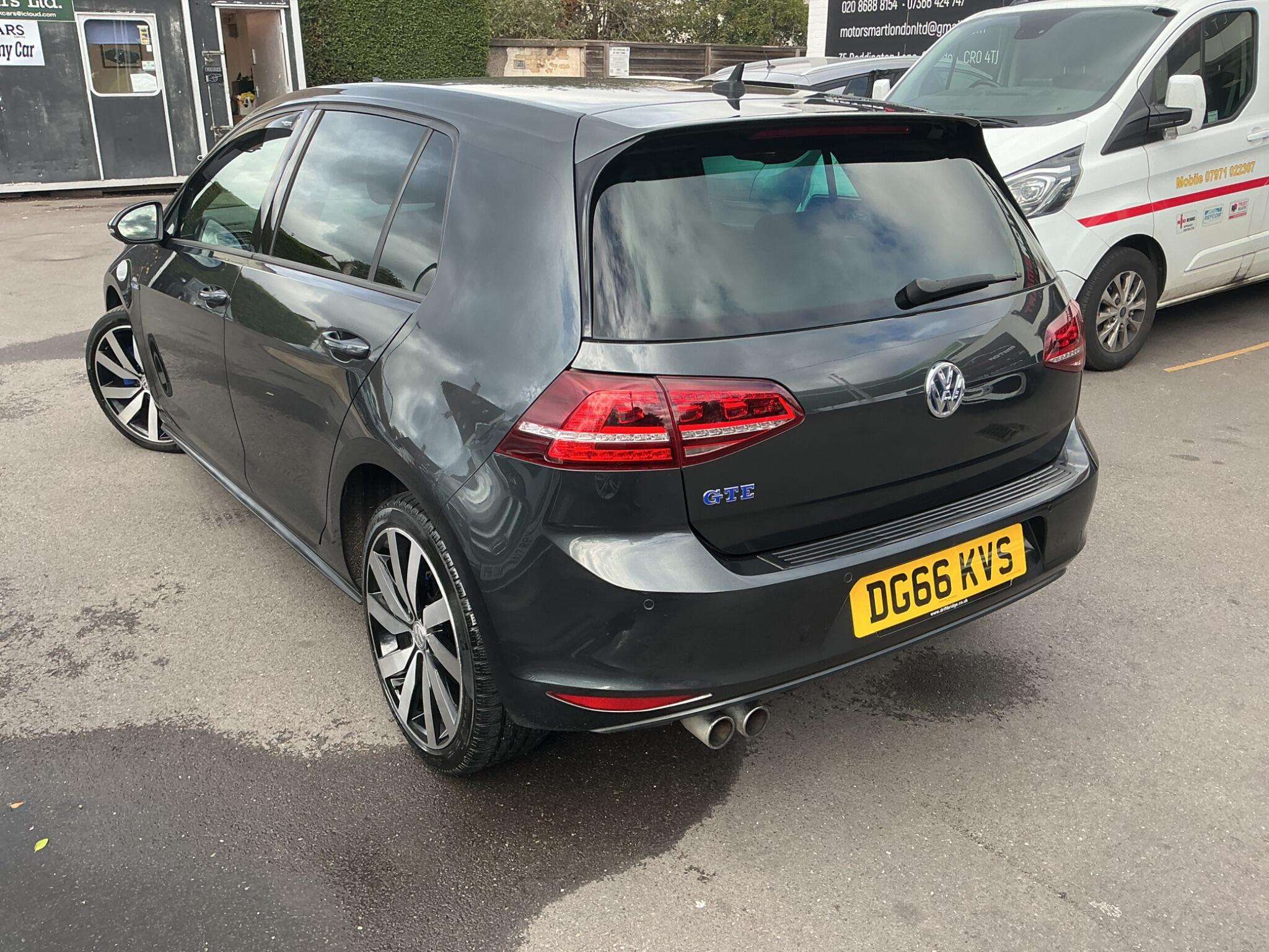 2016 VOLKSWAGEN GOLF 2016 VOLKSWAGEN GOLF