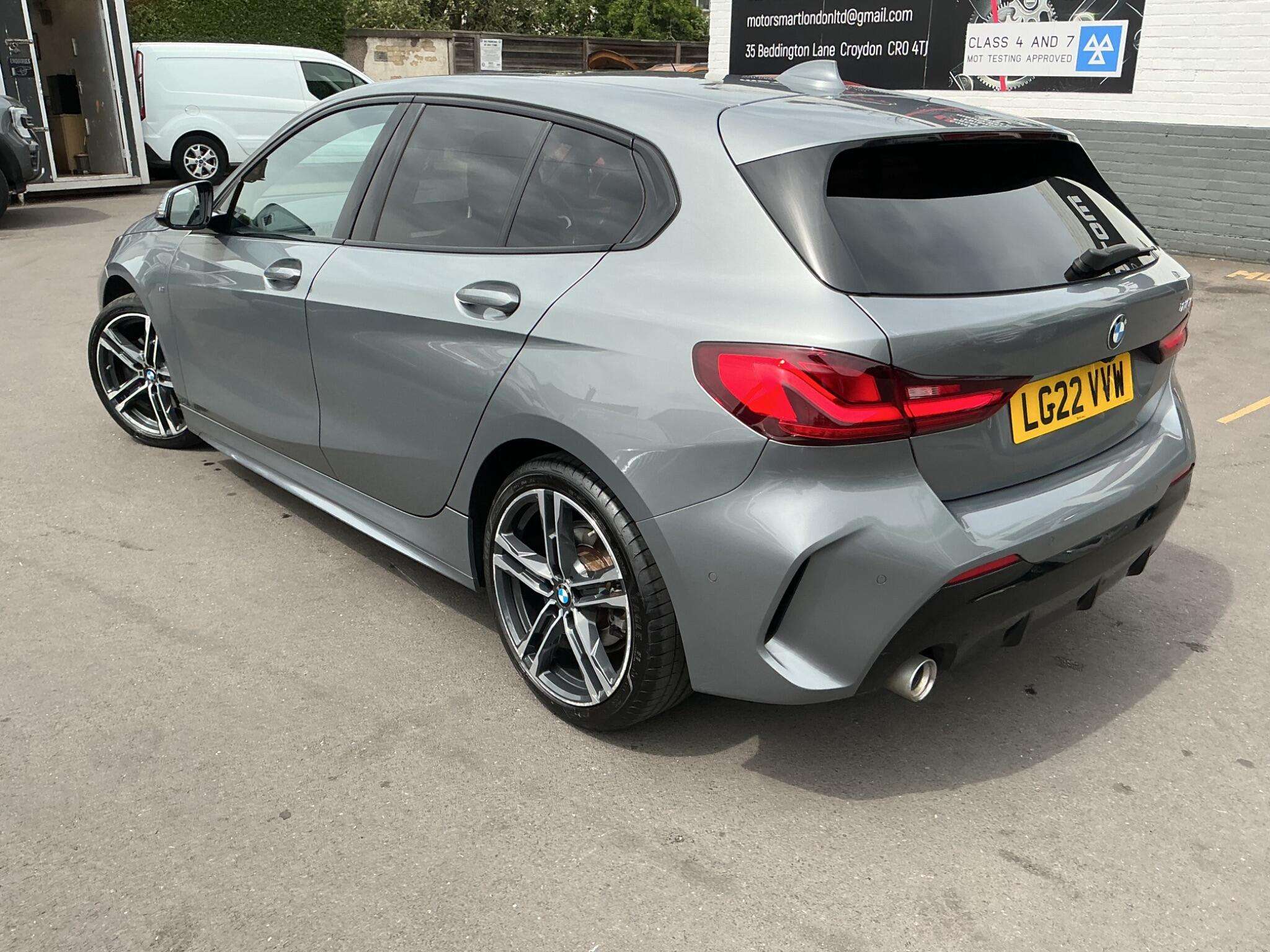 A 2022 BMW 1 SERIES 1.5 118i M Sport (LCP) DCT Euro 6 (s/s) 5dr A 2022 BMW 1 SERIES 1.5 118i M Sport (LCP) DCT Euro 6 (s/s) 5dr