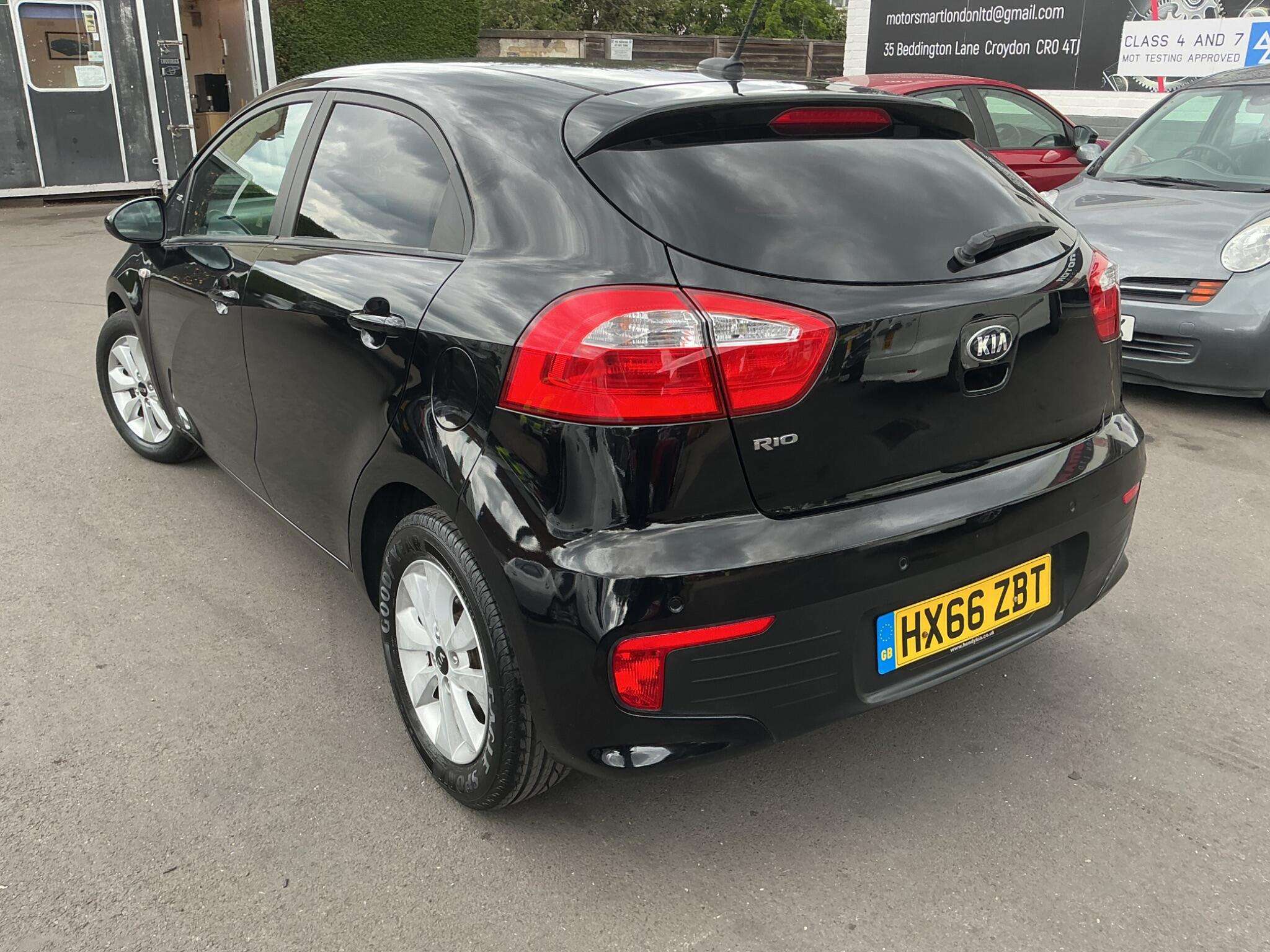 2016 KIA RIO 2016 KIA RIO
