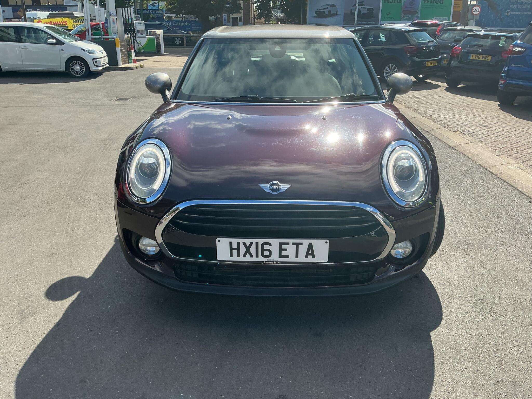 A 2016 MINI CLUBMAN 1.5 Cooper Auto Euro 6 (s/s) 6dr A 2016 MINI CLUBMAN 1.5 Cooper Auto Euro 6 (s/s) 6dr