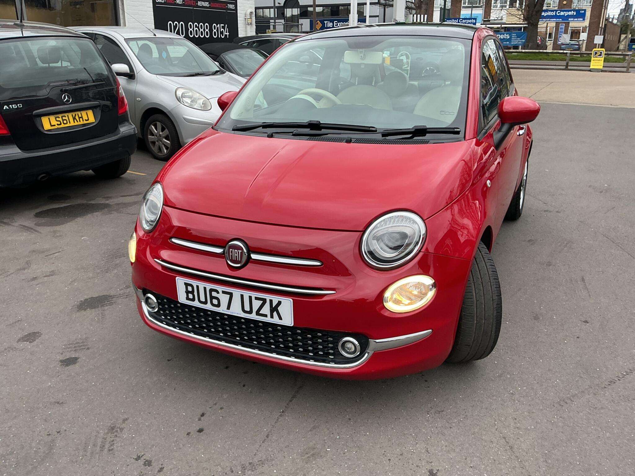 A 2017 FIAT 500 1.2 Lounge Euro 6 (s/s) 3dr A 2017 FIAT 500 1.2 Lounge Euro 6 (s/s) 3dr