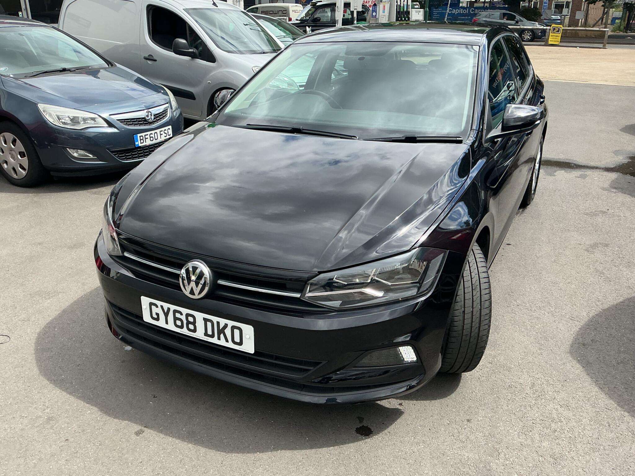 A 2018 VOLKSWAGEN POLO 1.0 SE Euro 6 (s/s) 5dr A 2018 VOLKSWAGEN POLO 1.0 SE Euro 6 (s/s) 5dr