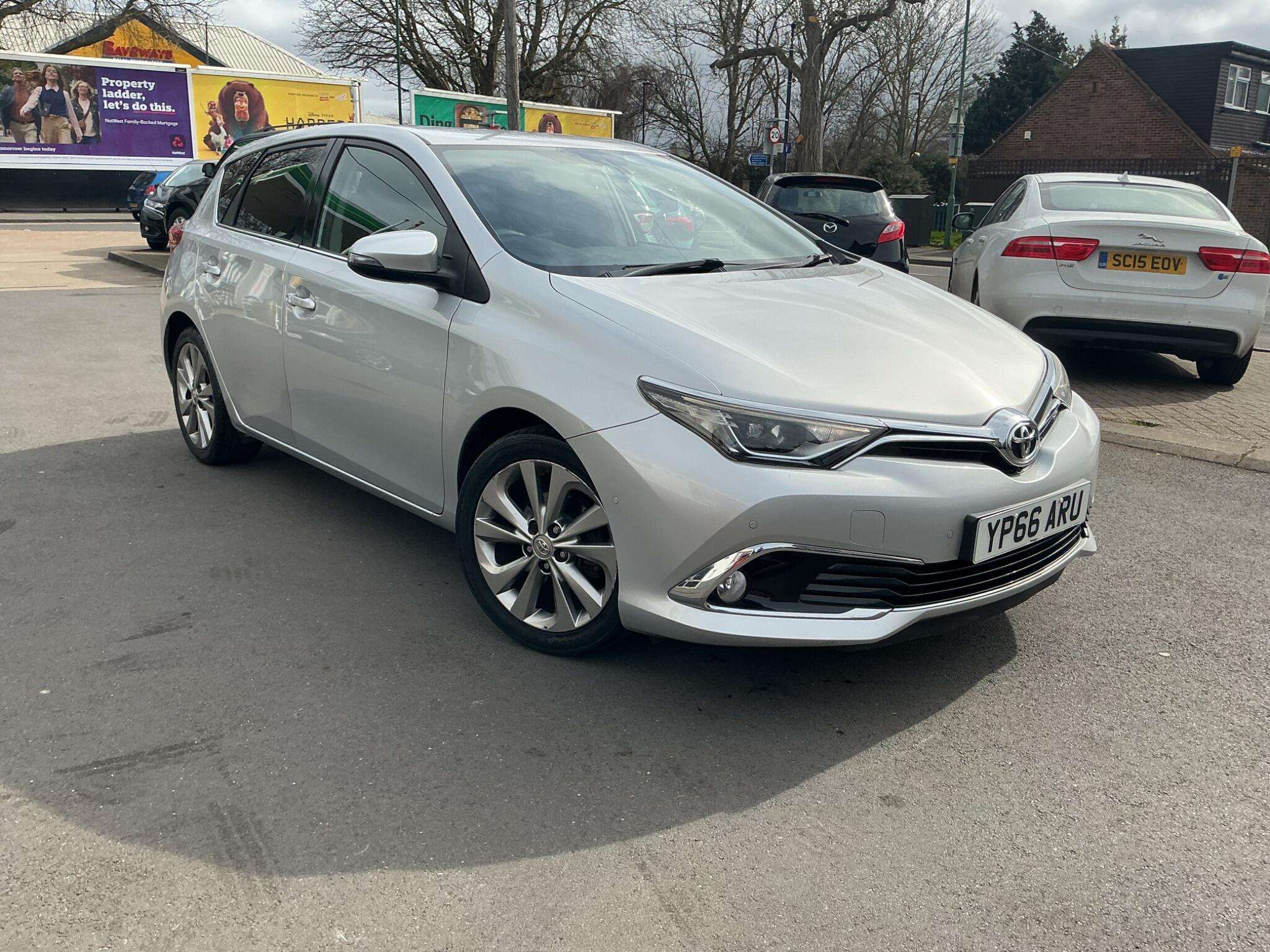 2016 TOYOTA AURIS 2016 TOYOTA AURIS