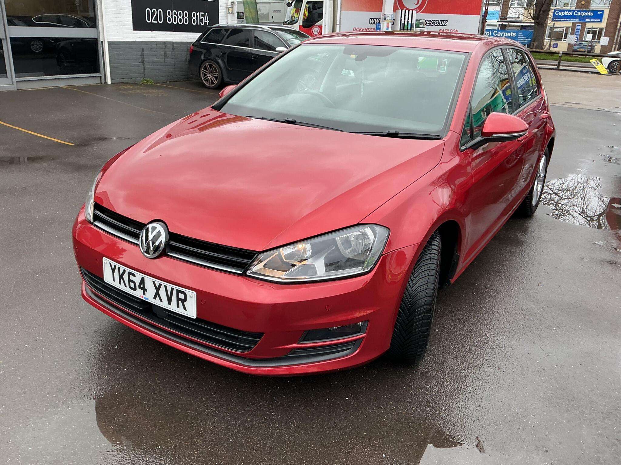 A 2014 VOLKSWAGEN GOLF 1.4 TSI BlueMotion Tech Match DSG Euro 5 (s/s) 5dr A 2014 VOLKSWAGEN GOLF 1.4 TSI BlueMotion Tech Match DSG Euro 5 (s/s) 5dr