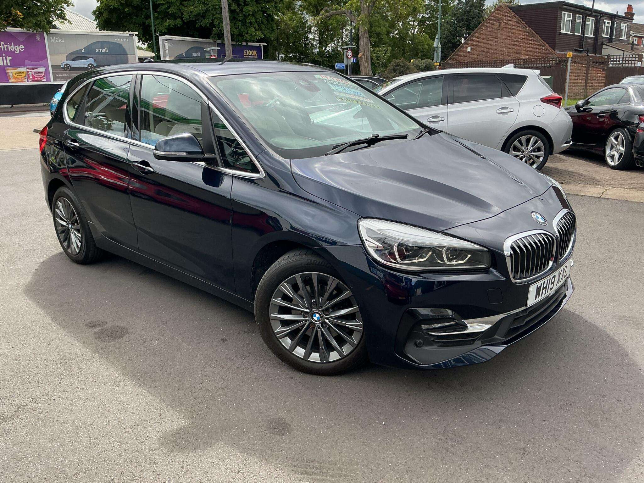 A 2019 BMW 2 SERIES ACTIVE TOURER 1.5 218i Luxury DCT Euro 6 (s/s) 5dr A 2019 BMW 2 SERIES ACTIVE TOURER 1.5 218i Luxury DCT Euro 6 (s/s) 5dr