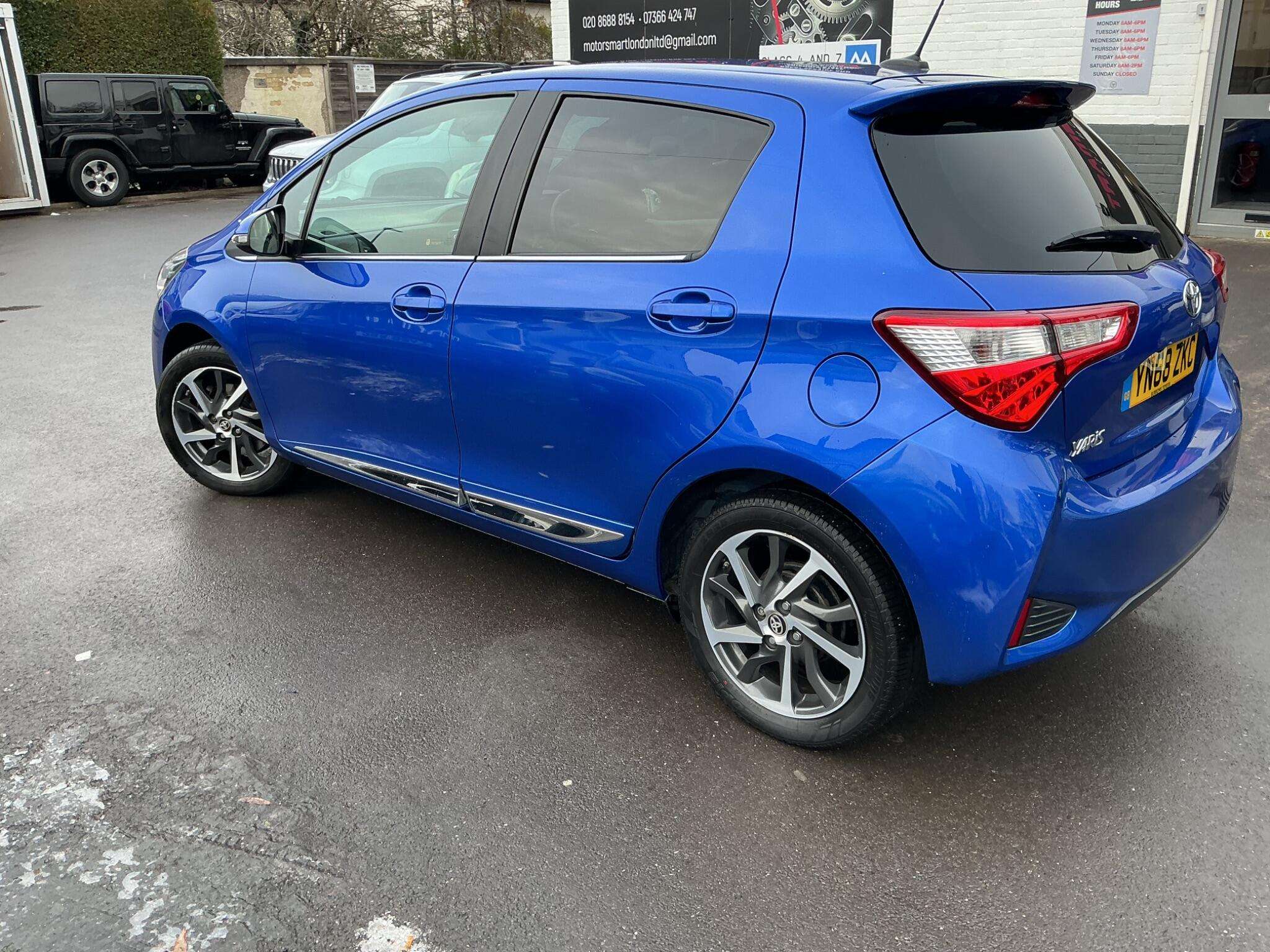 2018 TOYOTA YARIS 2018 TOYOTA YARIS