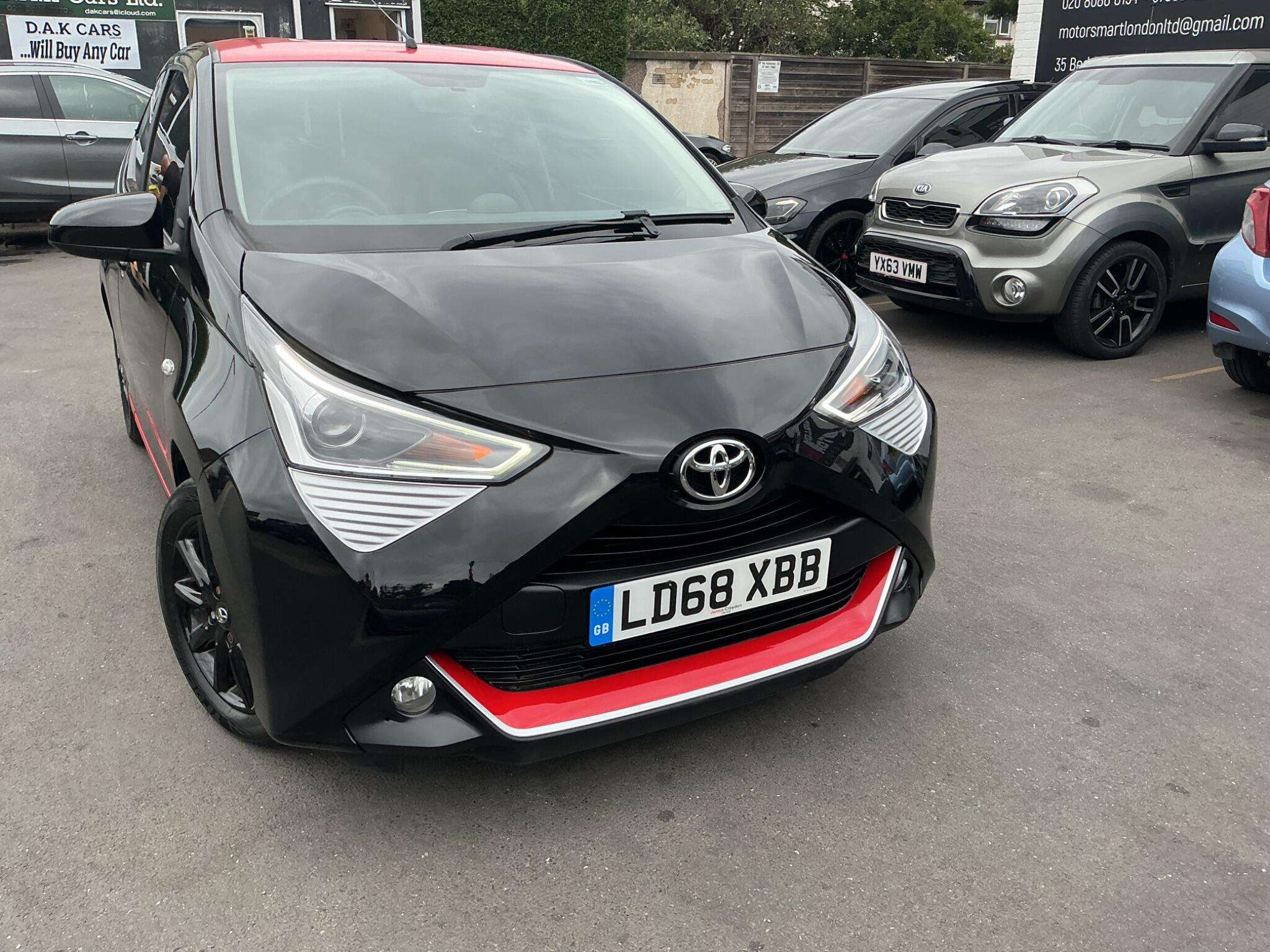 A 2018 TOYOTA AYGO 1.0 VVT-i x-press x-shift Euro 6 5dr A 2018 TOYOTA AYGO 1.0 VVT-i x-press x-shift Euro 6 5dr