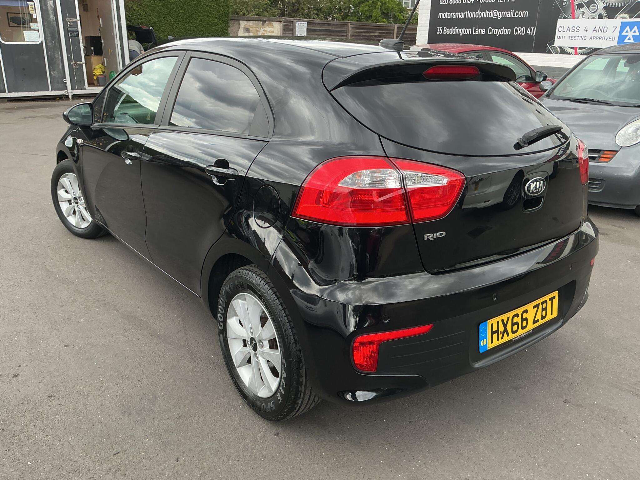 2016 KIA RIO 2016 KIA RIO