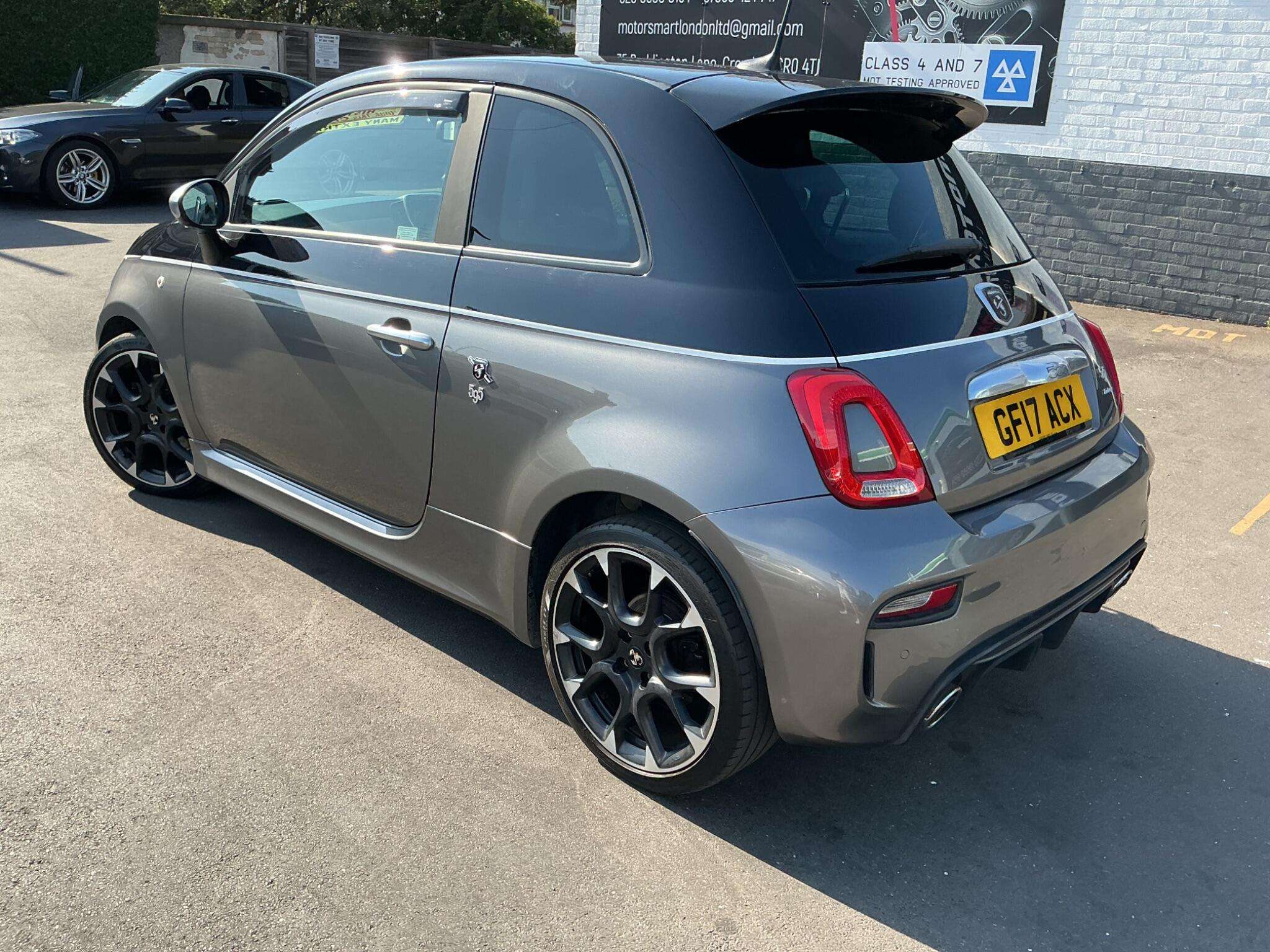 2017 ABARTH 595 2017 ABARTH 595