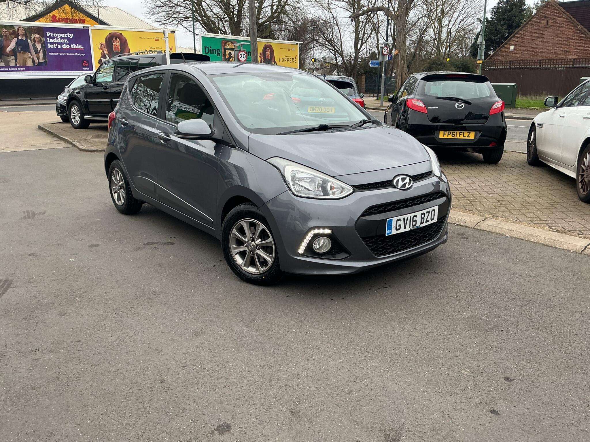 A 2016 HYUNDAI I10 PREMIUM A 2016 HYUNDAI I10 PREMIUM