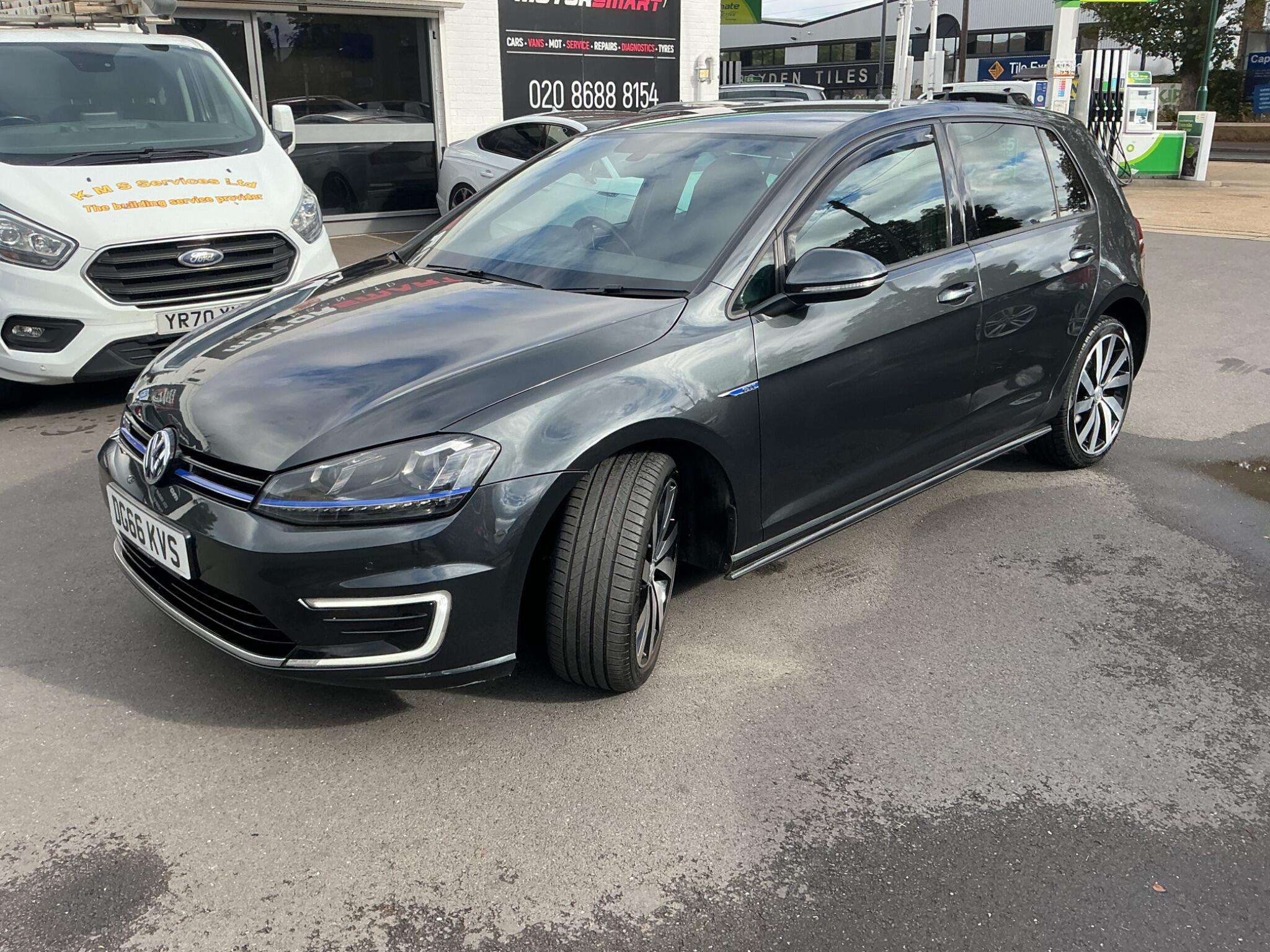 2016 VOLKSWAGEN GOLF 2016 VOLKSWAGEN GOLF
