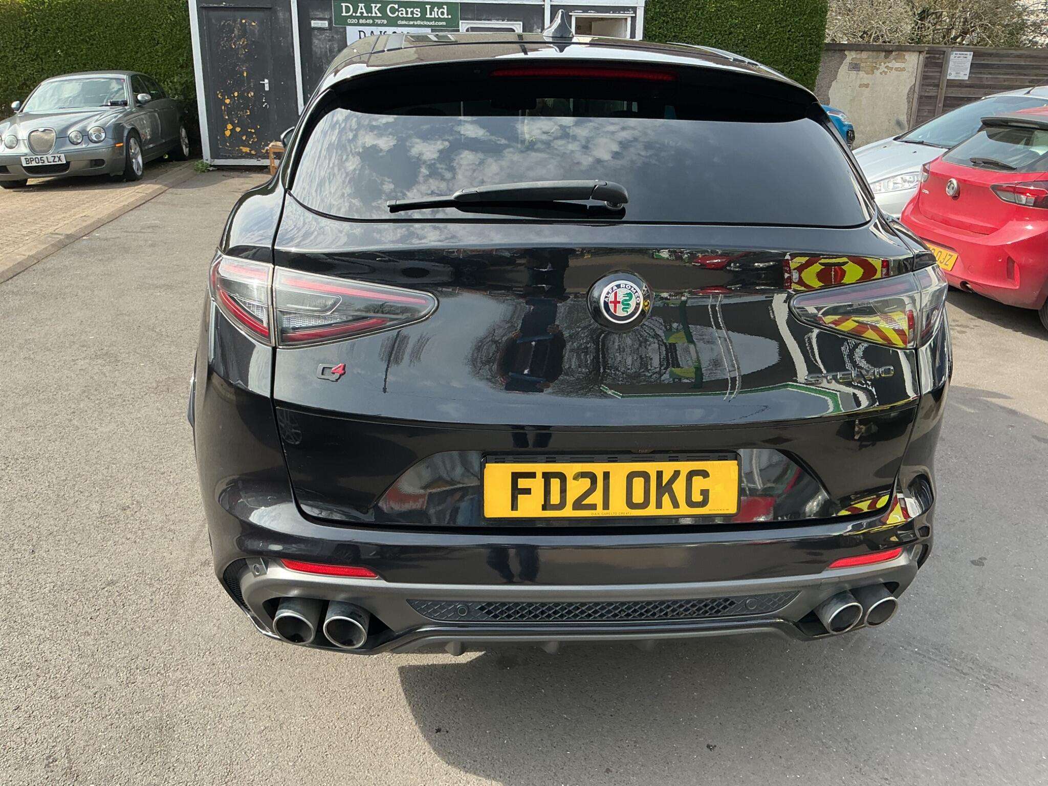 2021 ALFA ROMEO STELVIO 2021 ALFA ROMEO STELVIO