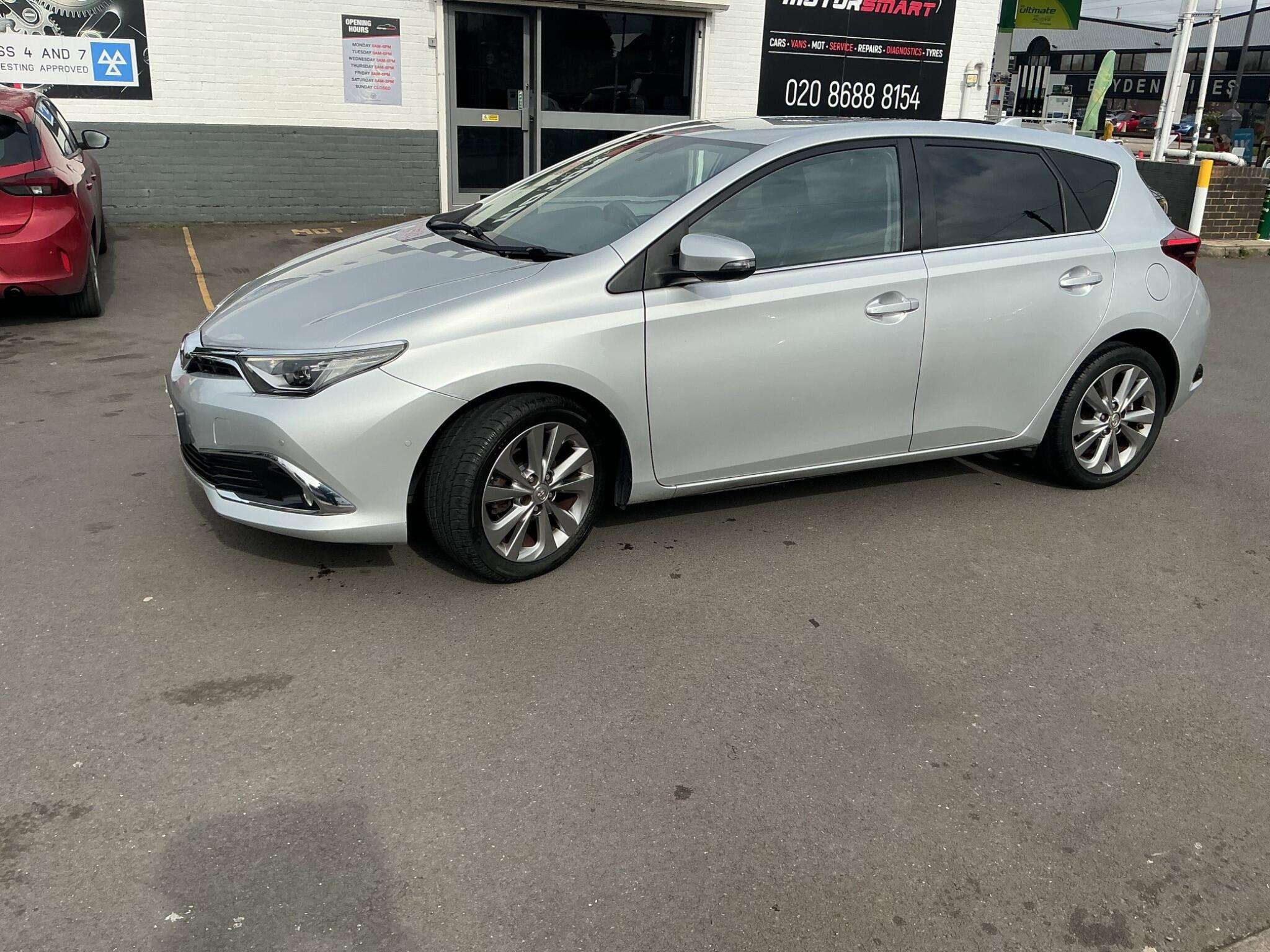 2016 TOYOTA AURIS 2016 TOYOTA AURIS