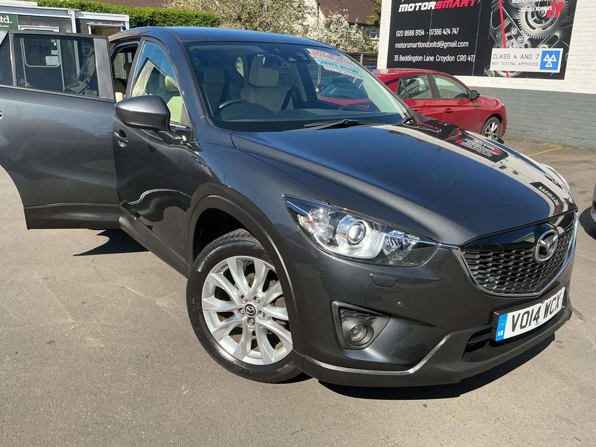 A 2014 MAZDA CX-5 2.2 SKYACTIV-D Sport 4WD Euro 6 (s/s) 5dr A 2014 MAZDA CX-5 2.2 SKYACTIV-D Sport 4WD Euro 6 (s/s) 5dr