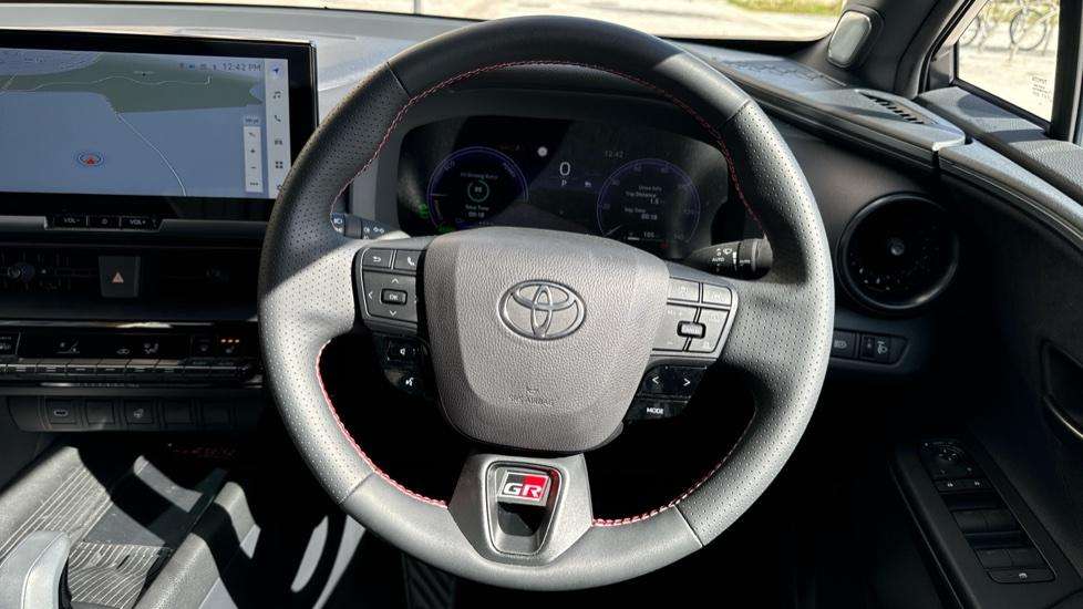 2024 TOYOTA C-HR 2024 TOYOTA C-HR