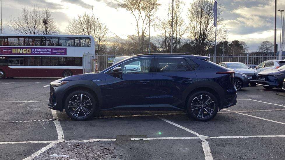 2023 TOYOTA BZ4X 2023 TOYOTA BZ4X