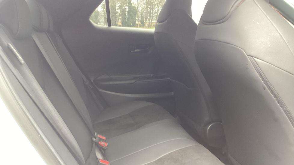 2024 TOYOTA C-HR 2024 TOYOTA C-HR