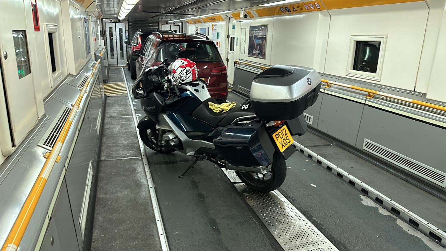 A 2012 BMW R1200RT SE A 2012 BMW R1200RT SE