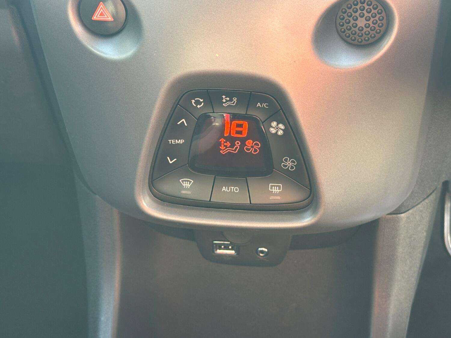 2019 TOYOTA AYGO 2019 TOYOTA AYGO