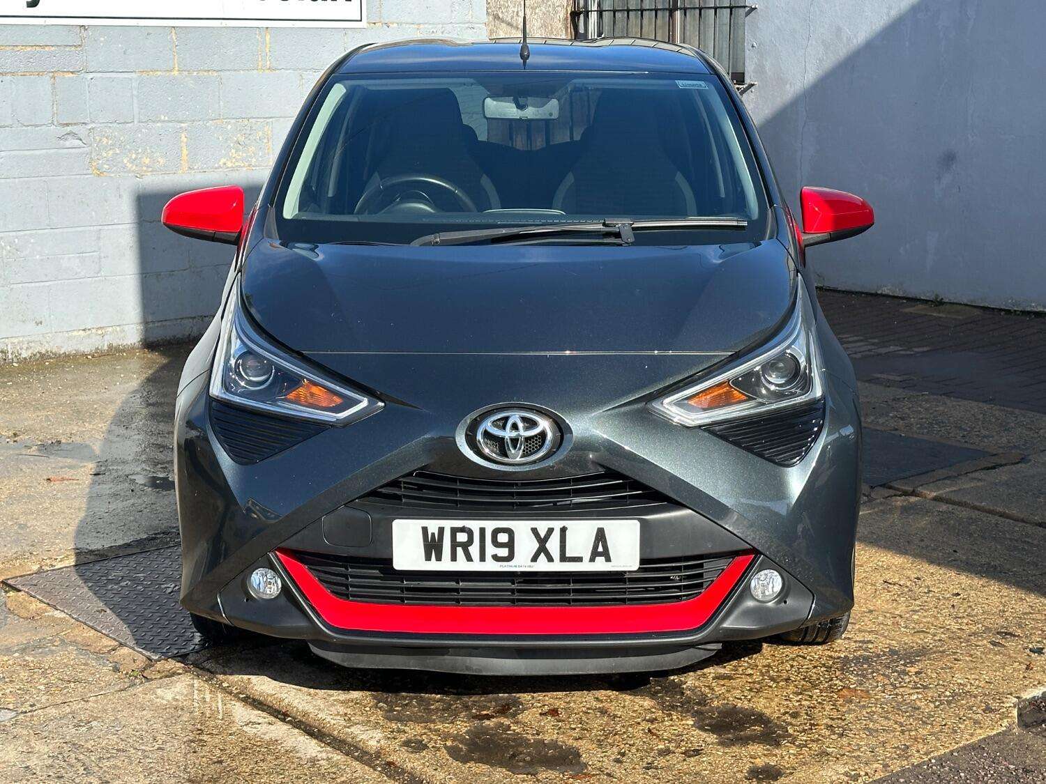 2019 TOYOTA AYGO 2019 TOYOTA AYGO
