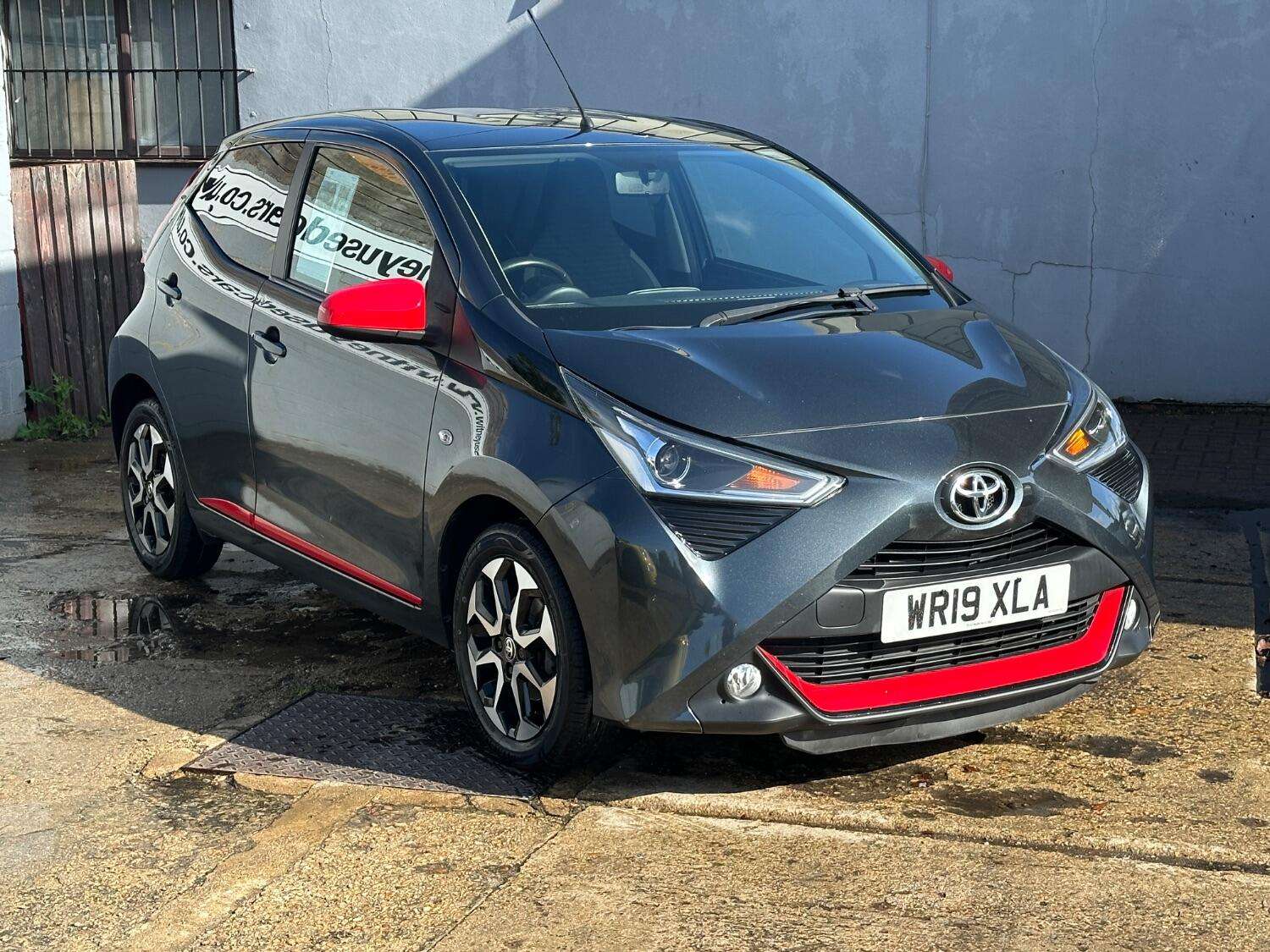 2019 TOYOTA AYGO 2019 TOYOTA AYGO