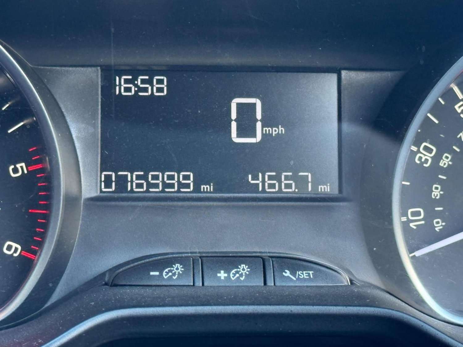 2016 PEUGEOT 208 2016 PEUGEOT 208