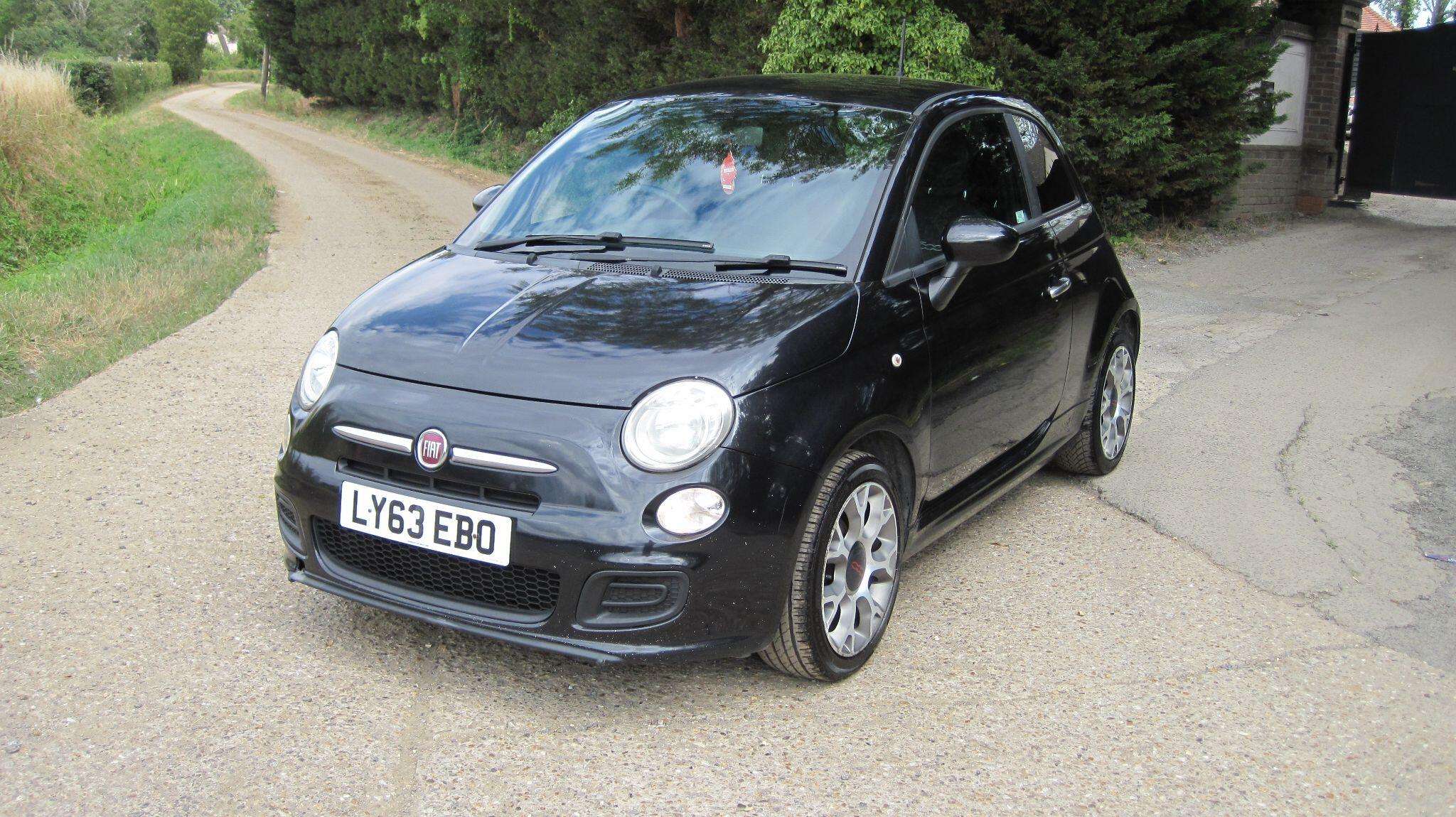 A 2014 FIAT 500 1.2 S Euro 5 (s/s) 3dr A 2014 FIAT 500 1.2 S Euro 5 (s/s) 3dr