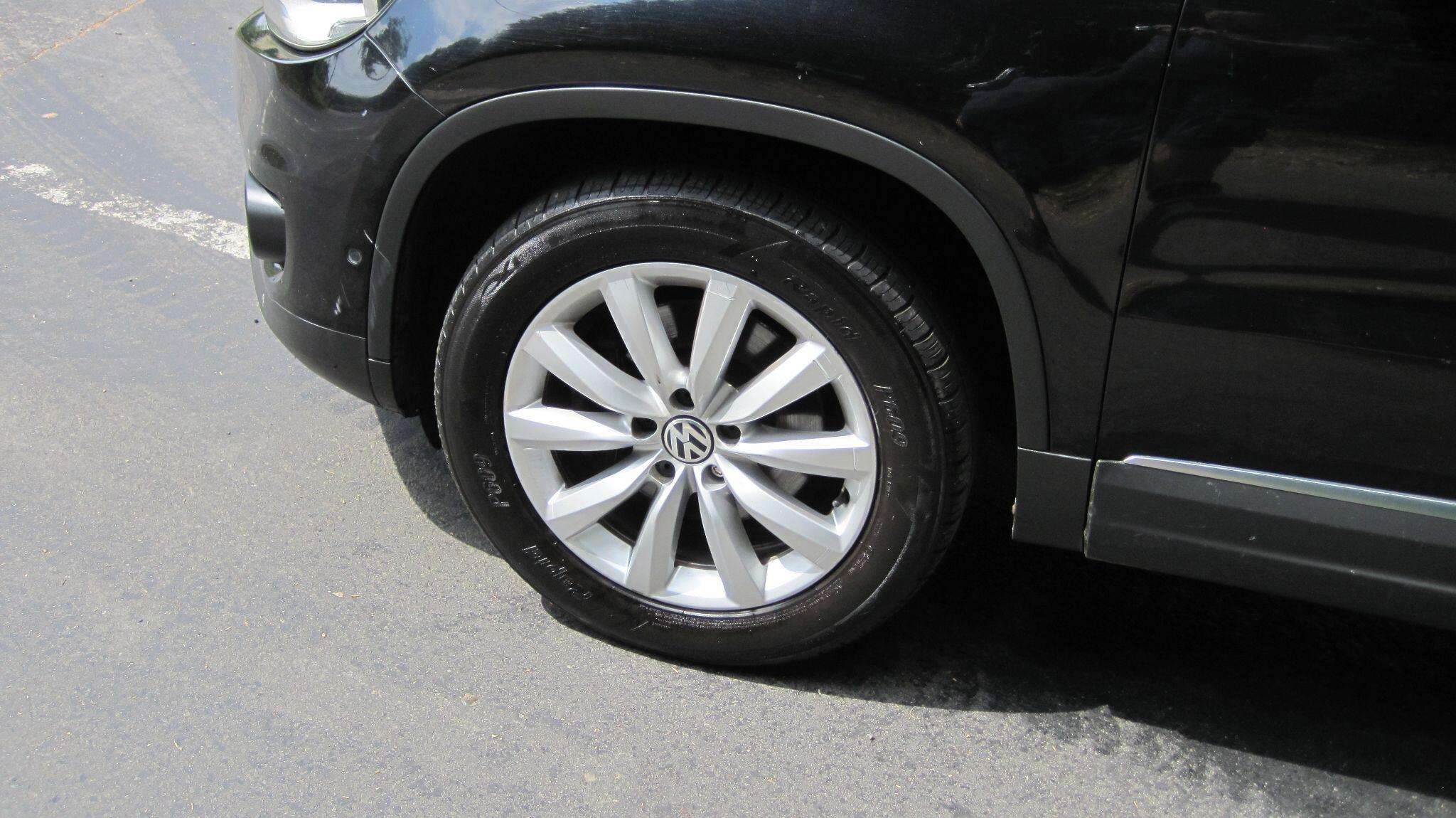 2015 VOLKSWAGEN TIGUAN 2015 VOLKSWAGEN TIGUAN