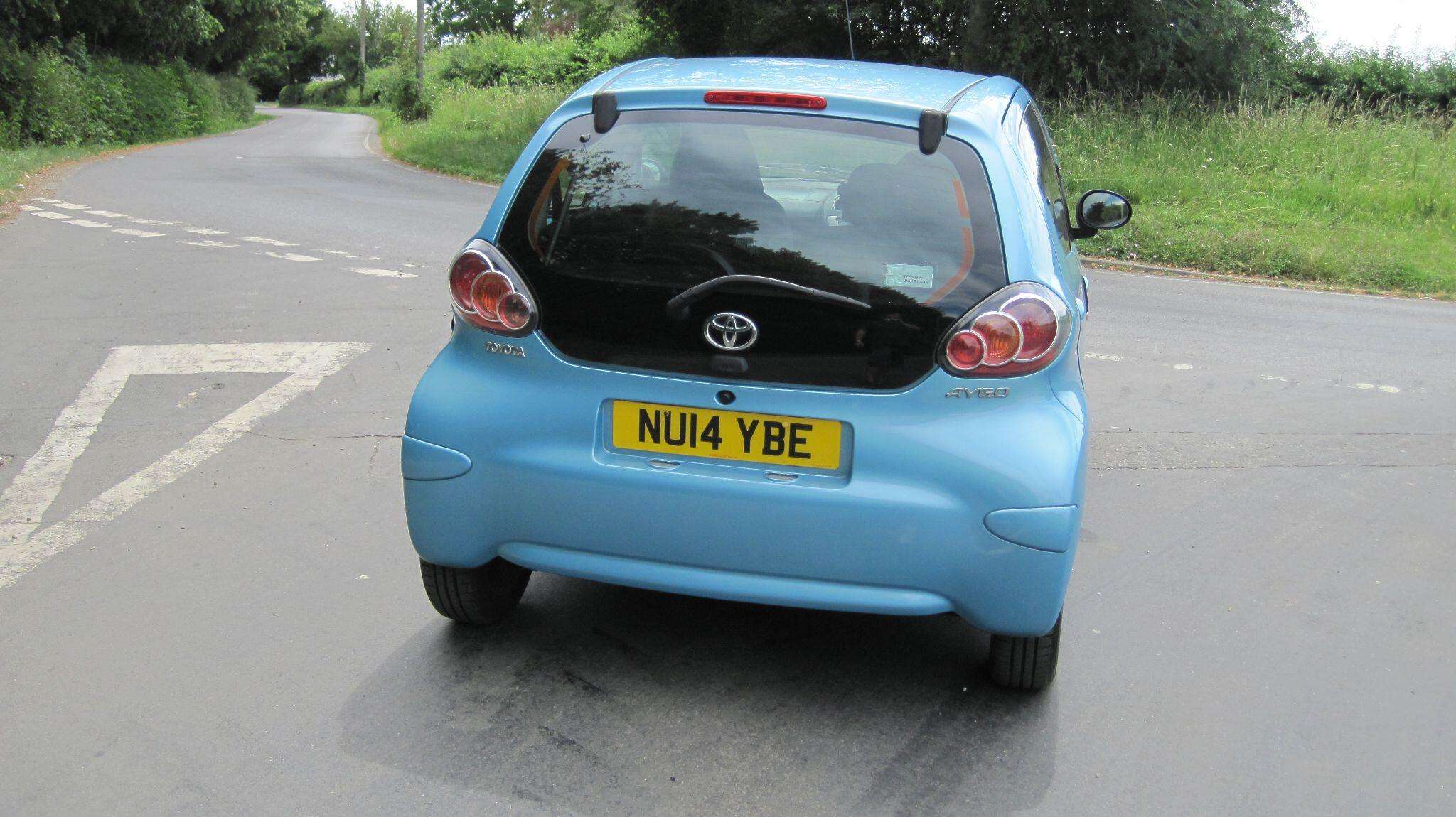 2014 TOYOTA AYGO 2014 TOYOTA AYGO