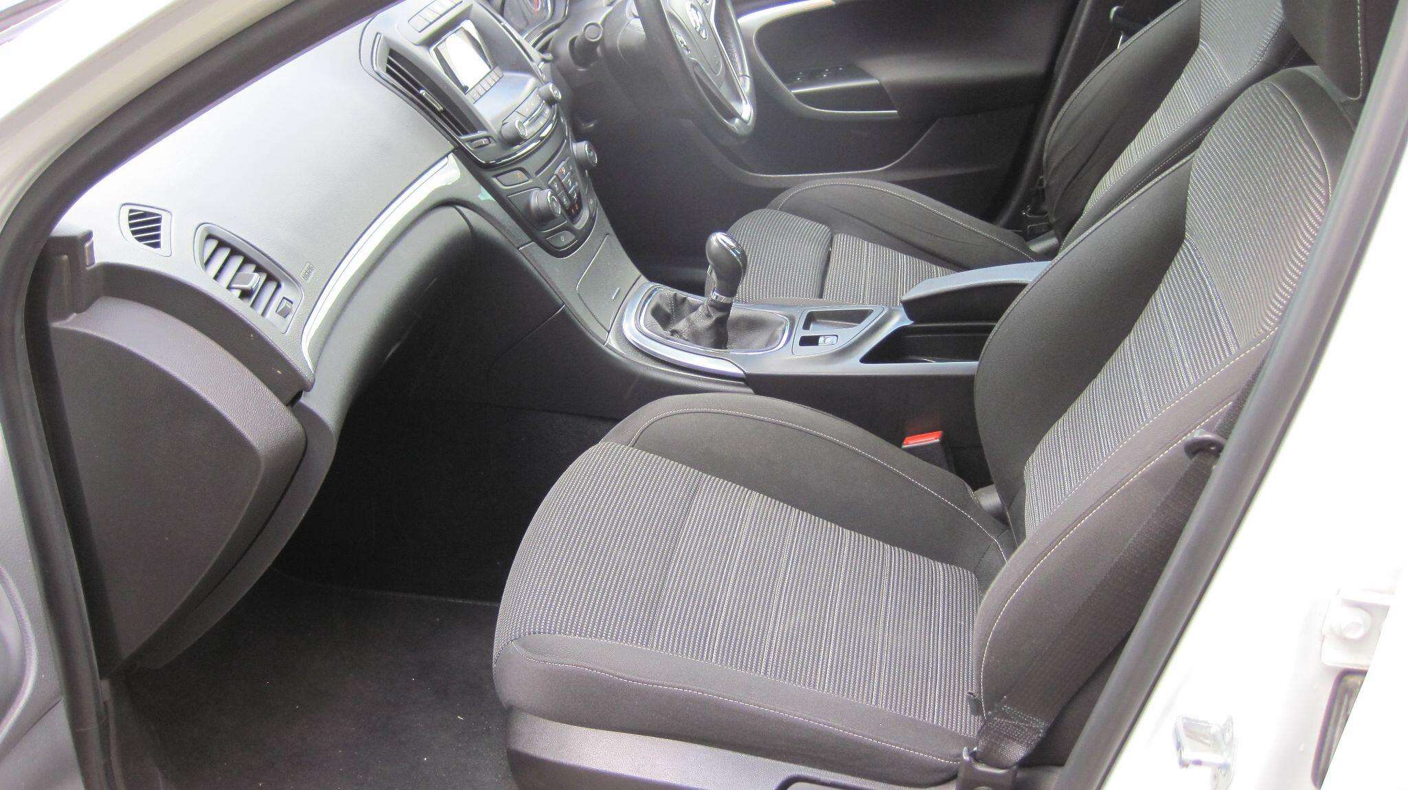 2016 VAUXHALL INSIGNIA 2016 VAUXHALL INSIGNIA